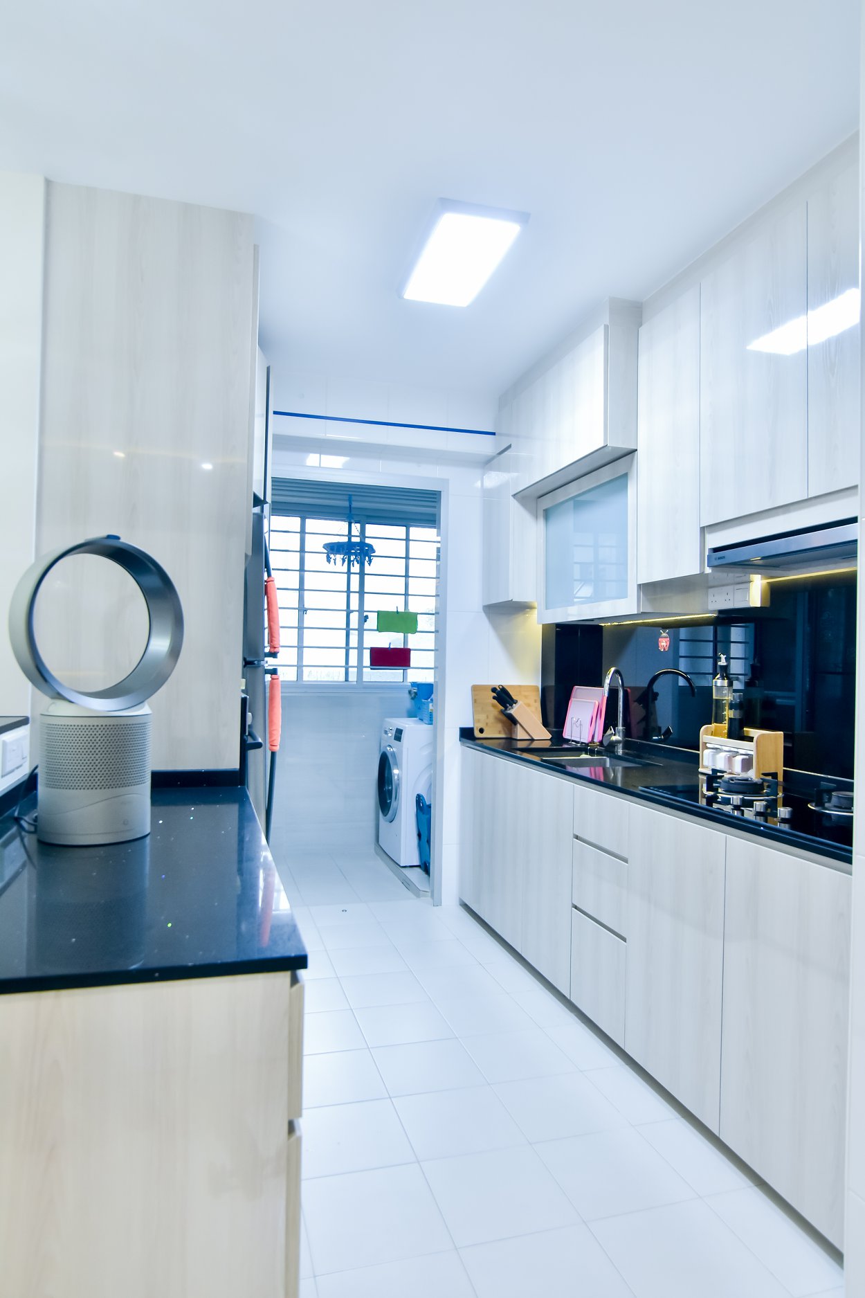 Minimalist Design - Kitchen - HDB 5 Room - Design by PHD Posh Home Design Pte Ltd