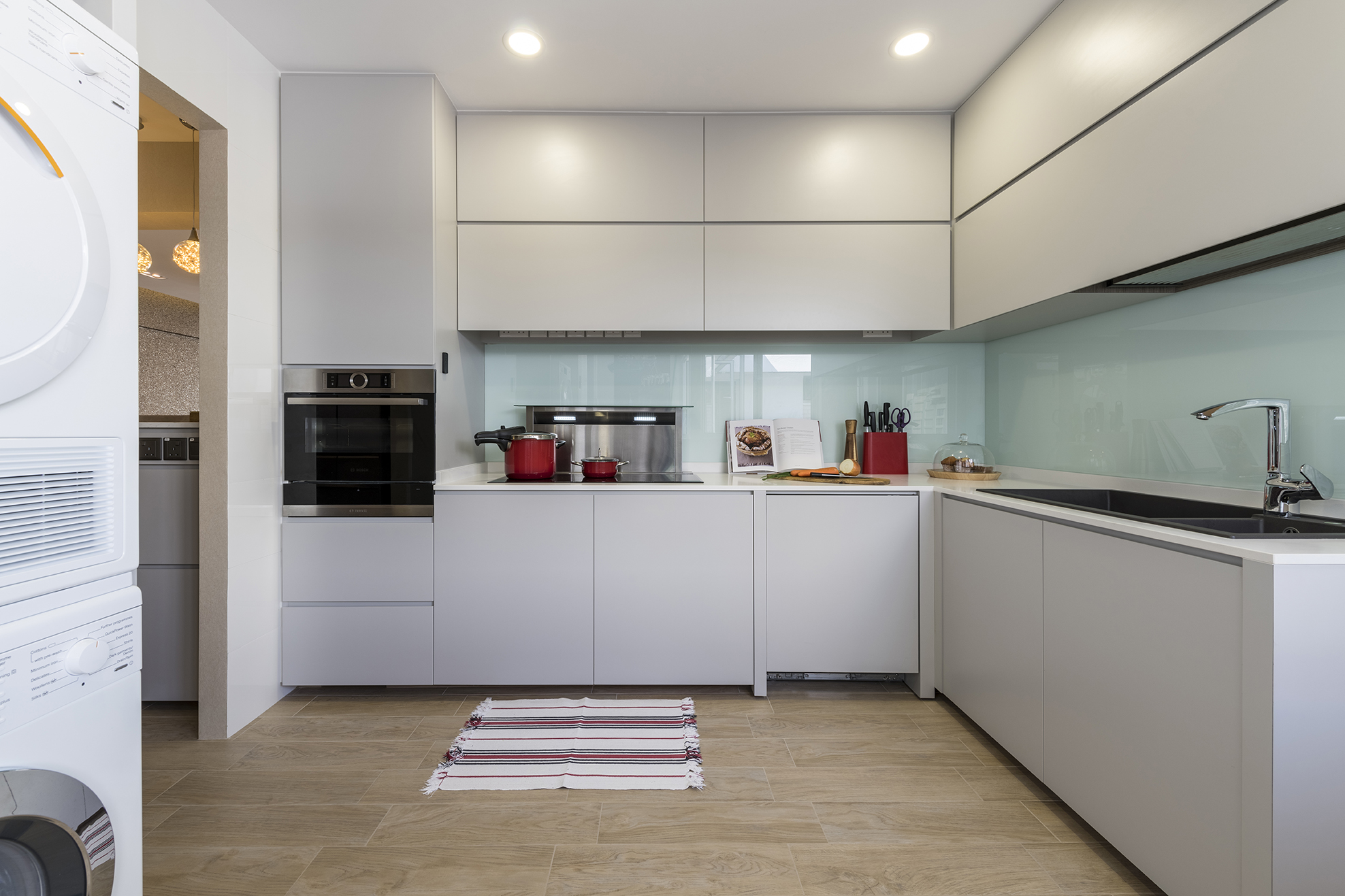 Classical, Contemporary, Modern Design - Kitchen - HDB Executive Apartment - Design by Posh Living Interior Design Pte Ltd