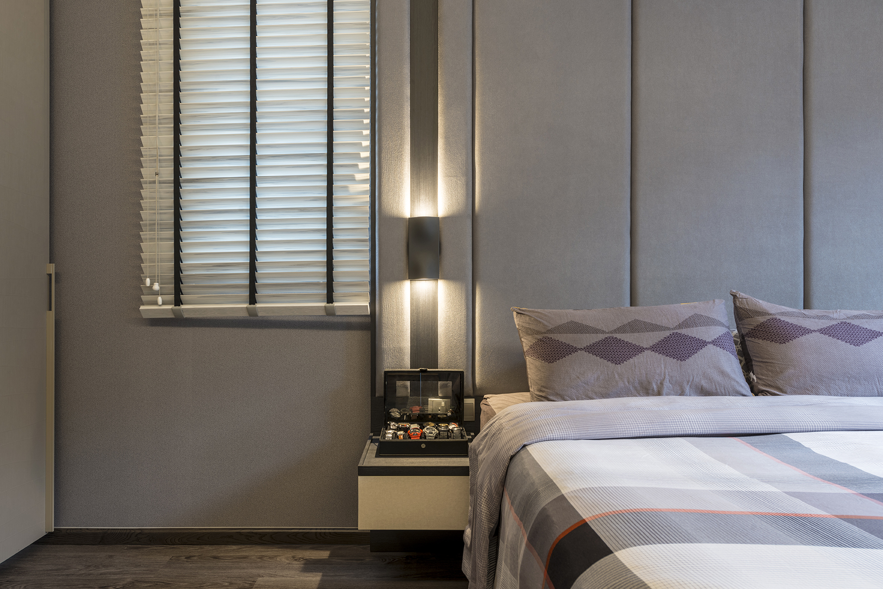 Classical, Contemporary, Victorian Design - Bedroom - HDB Executive Apartment - Design by Posh Living Interior Design Pte Ltd