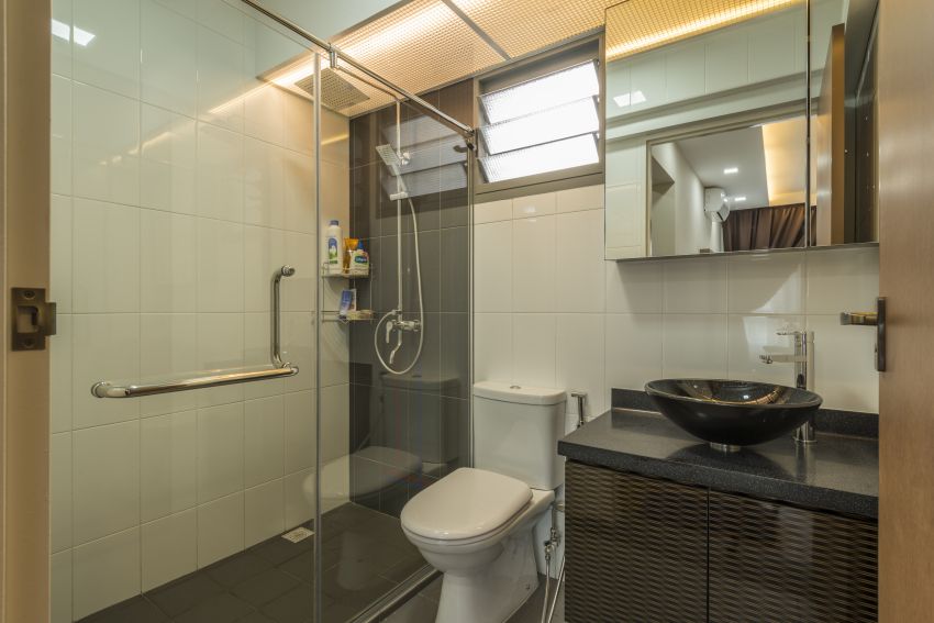 Minimalist, Modern Design - Bathroom - HDB 5 Room - Design by Posh Living Interior Design Pte Ltd