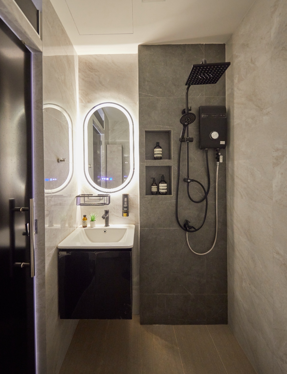 Country, Modern Design - Bathroom - Landed House - Design by PRDT Pte Ltd