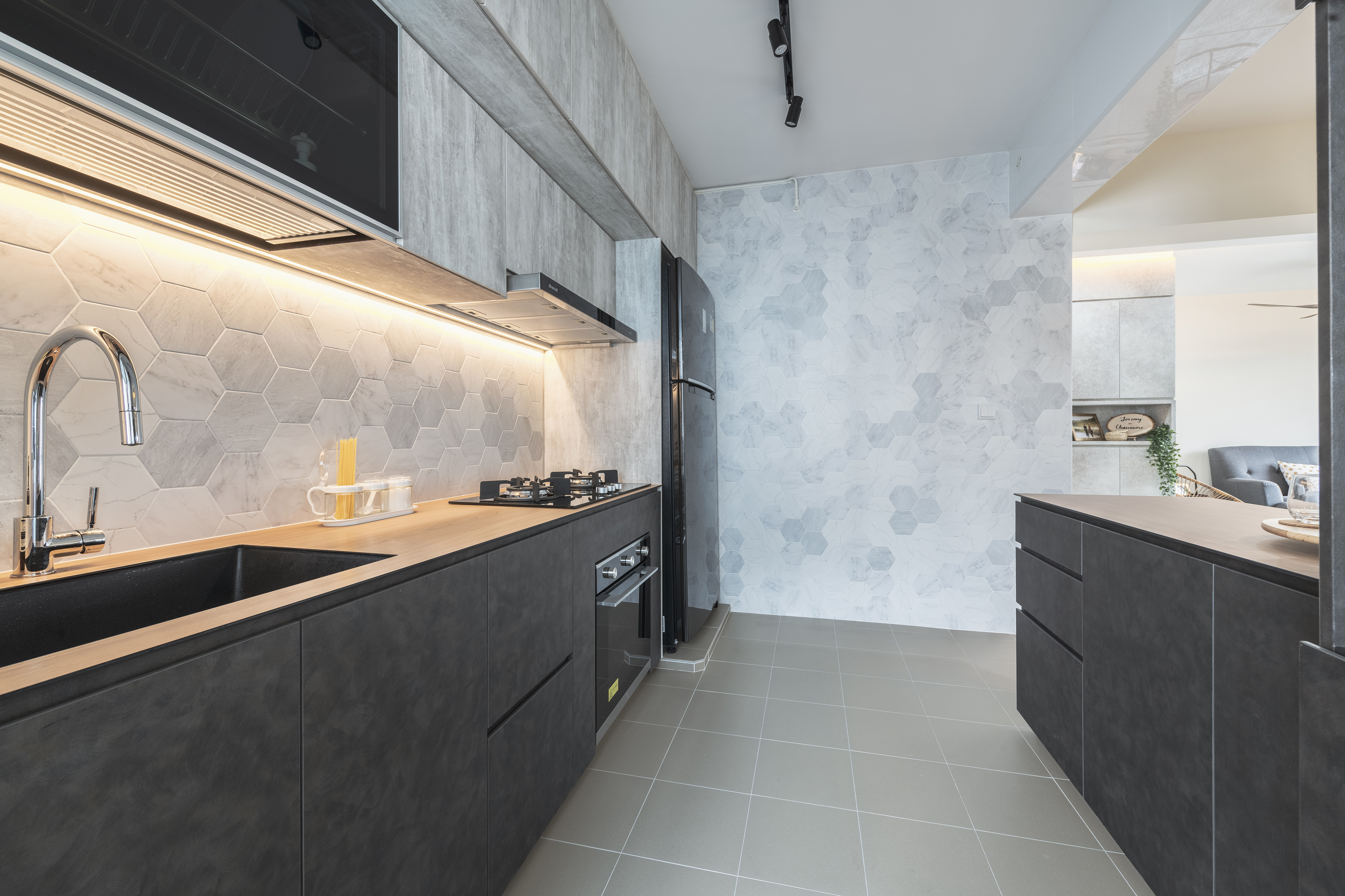 Contemporary Design - Kitchen - HDB 4 Room - Design by Projectguru Pte Ltd