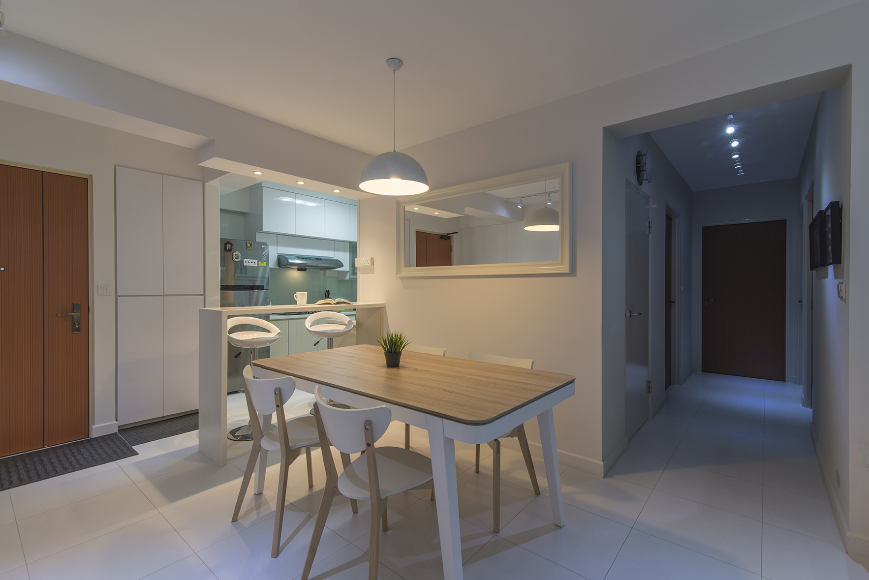 Contemporary Design - Dining Room - HDB 4 Room - Design by Promax Design Pte Ltd