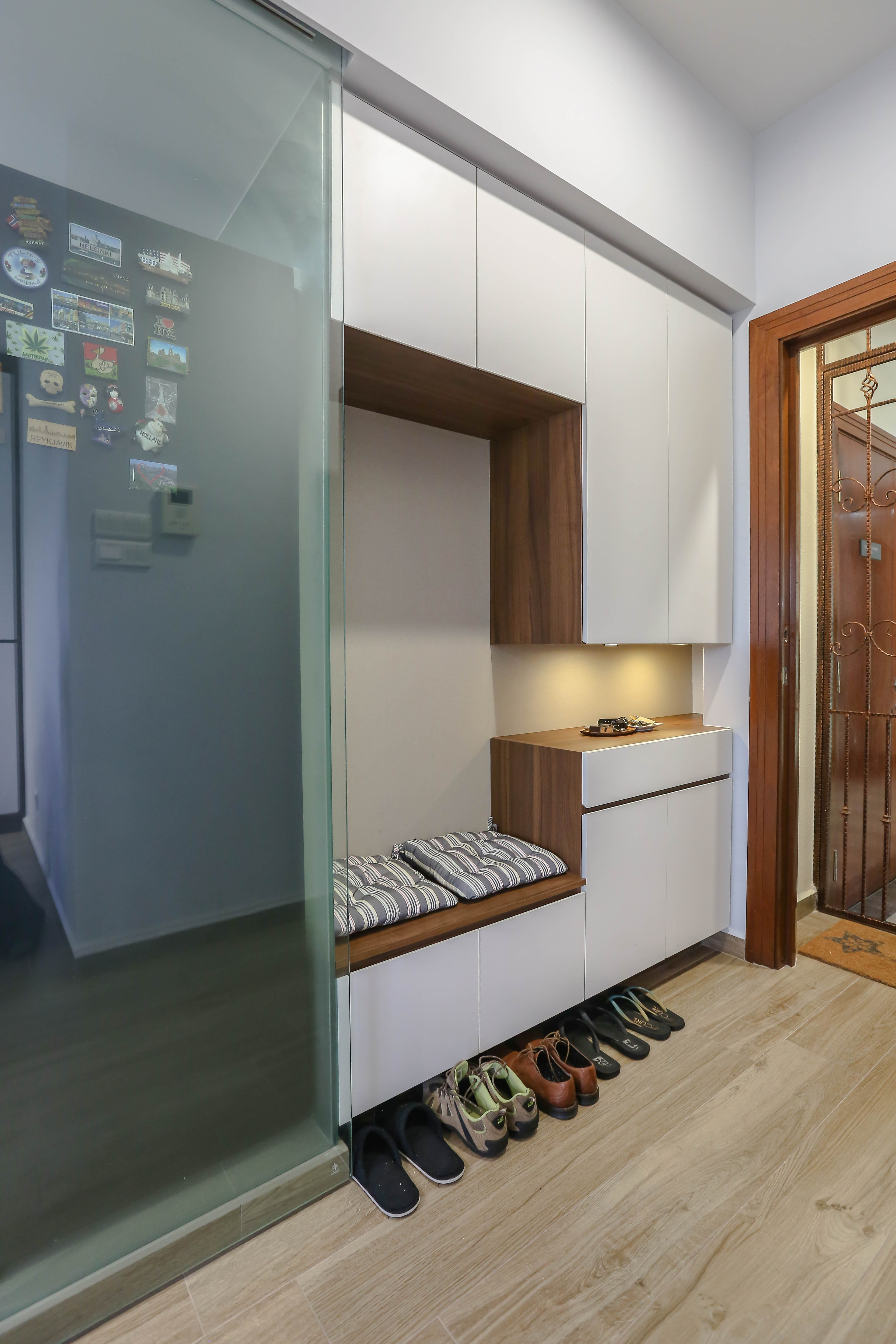 Modern Design - Living Room - Condominium - Design by Prozfile Pte Ltd
