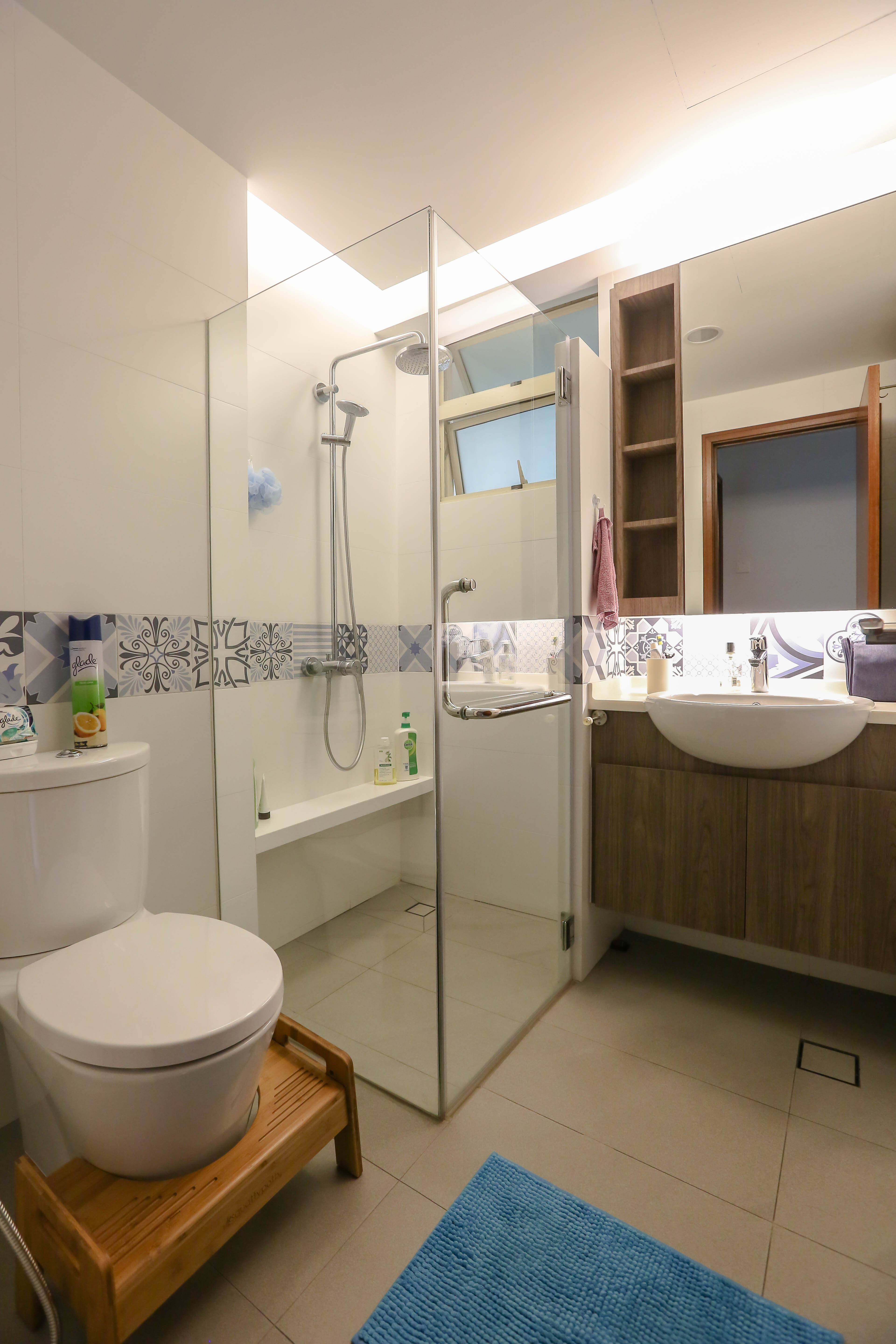 Modern Design - Bathroom - Condominium - Design by Prozfile Pte Ltd