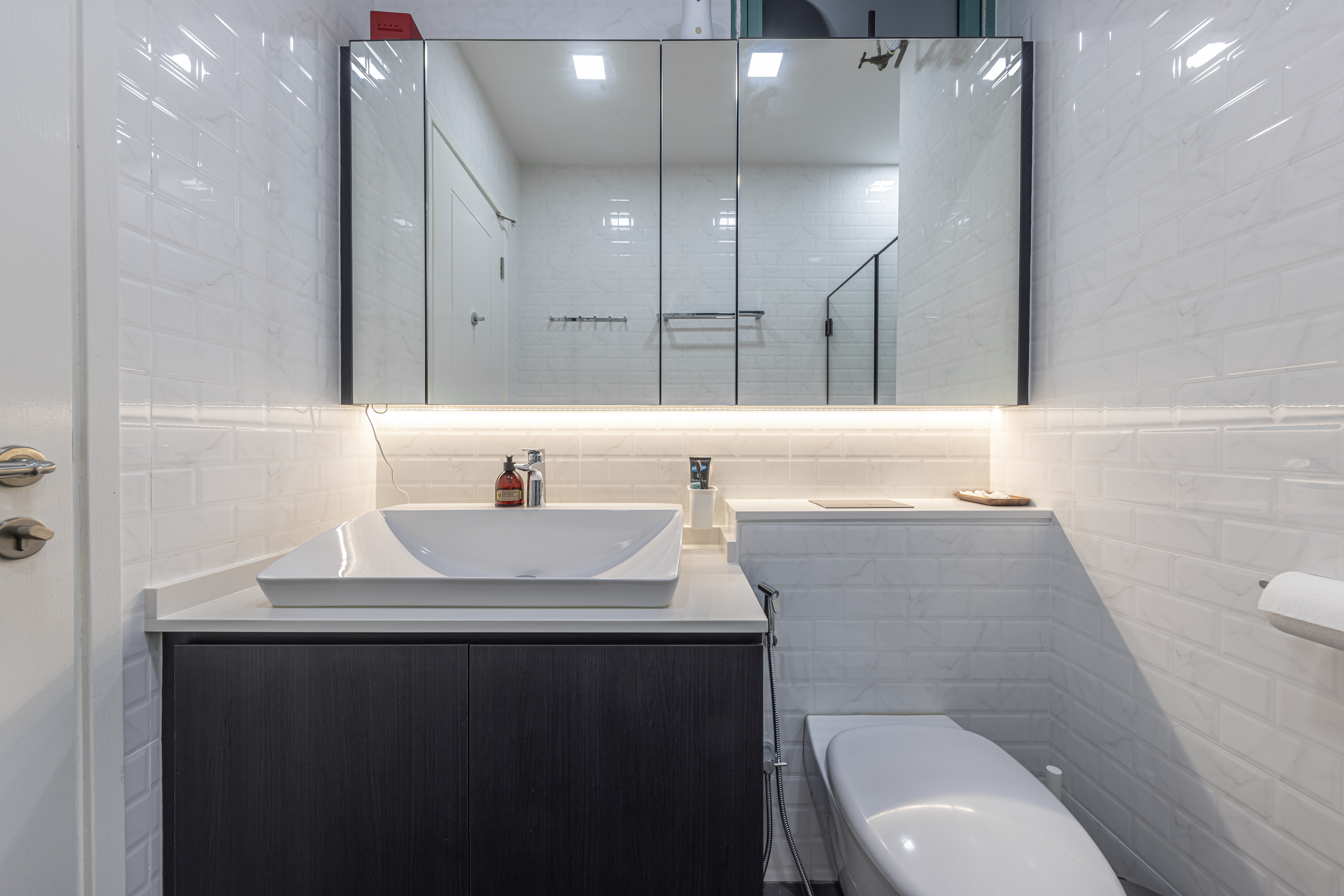 Scandinavian Design - Bathroom - Condominium - Design by Renozone Interior Design House