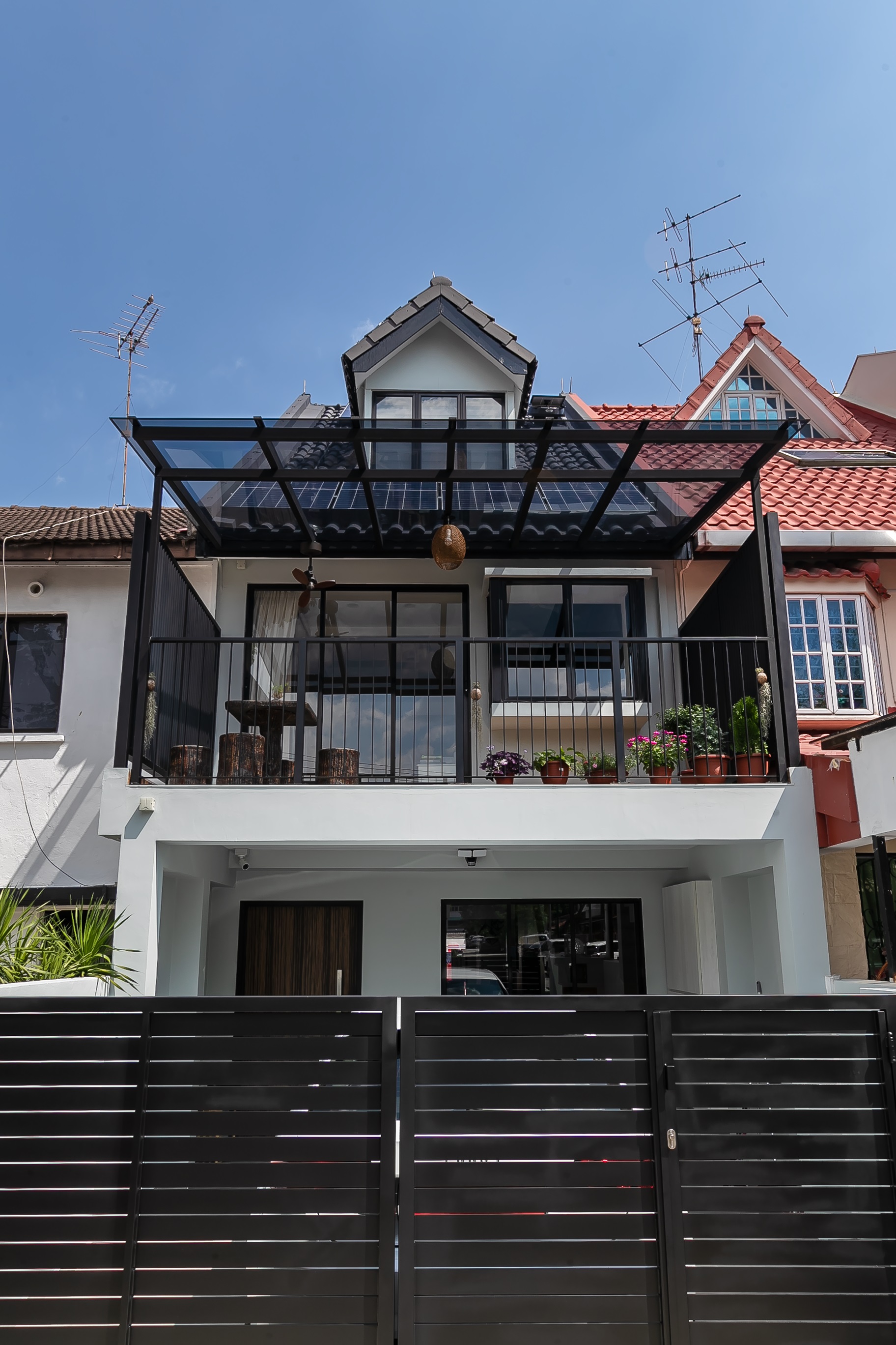 Scandinavian Design - Balcony - Landed House - Design by Renozone Interior Design House
