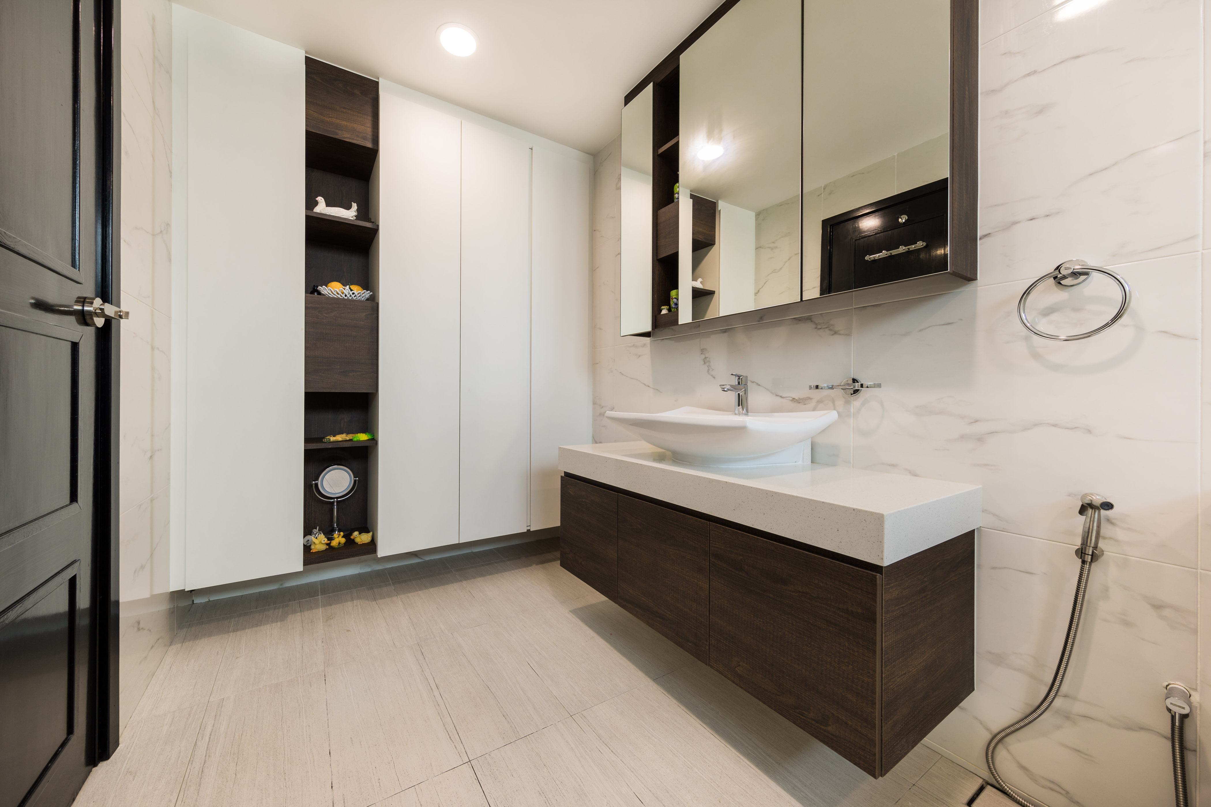 Modern Design - Bathroom - Landed House - Design by Renozone Interior Design House