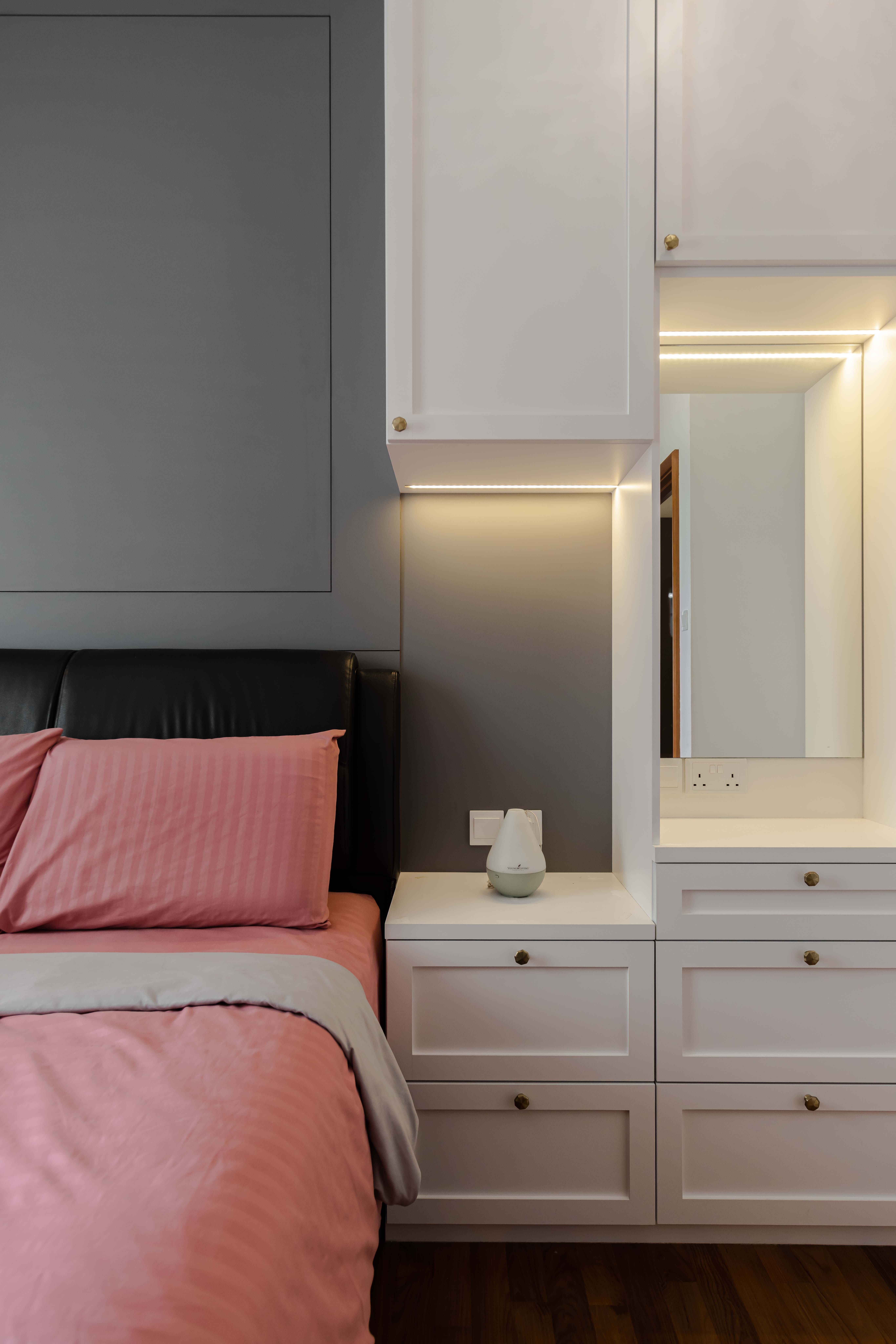 Classical, Contemporary, Victorian Design - Bedroom - Condominium - Design by Renozone Interior Design House