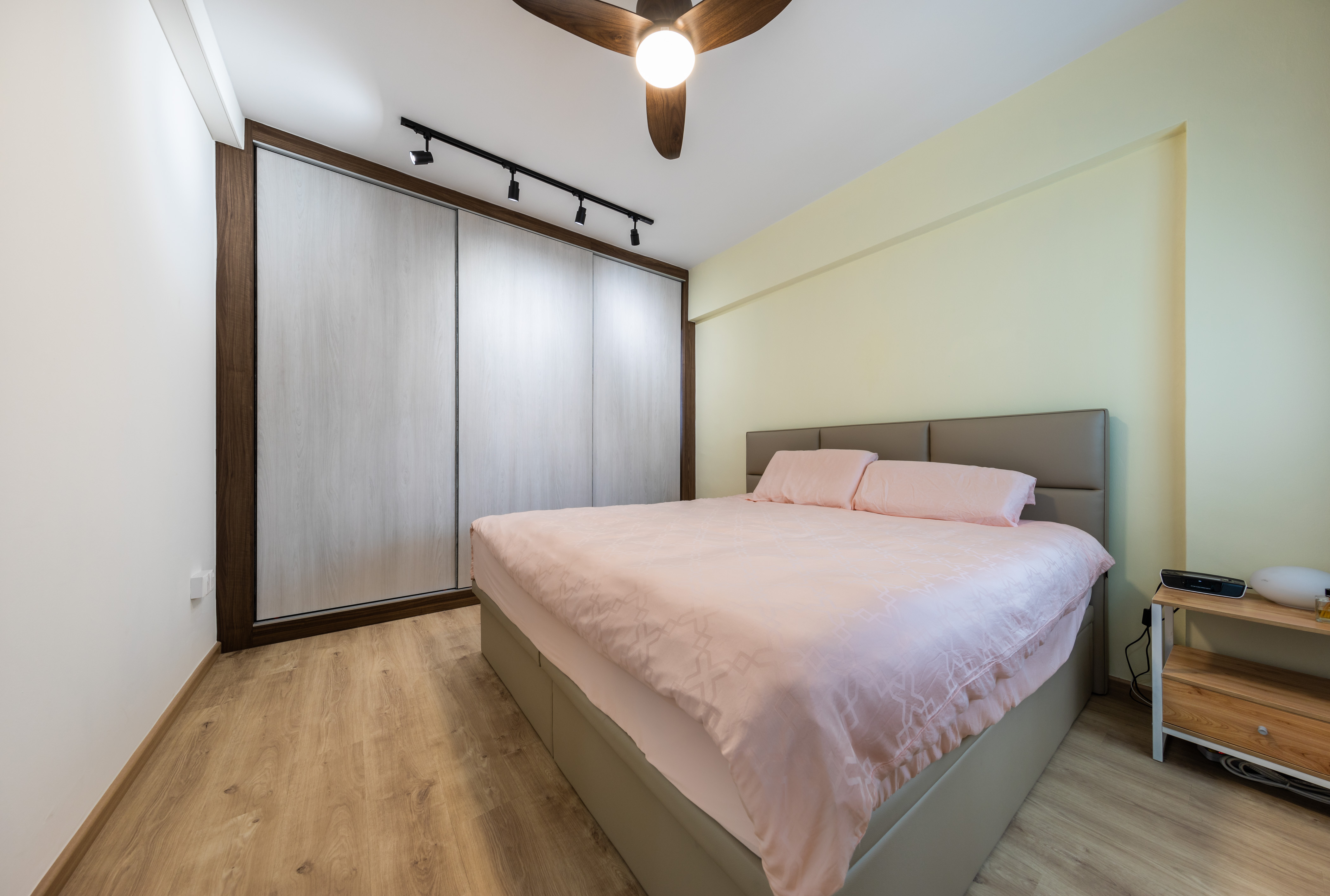 Modern Design - Bedroom - HDB 4 Room - Design by Renozone Interior Design House