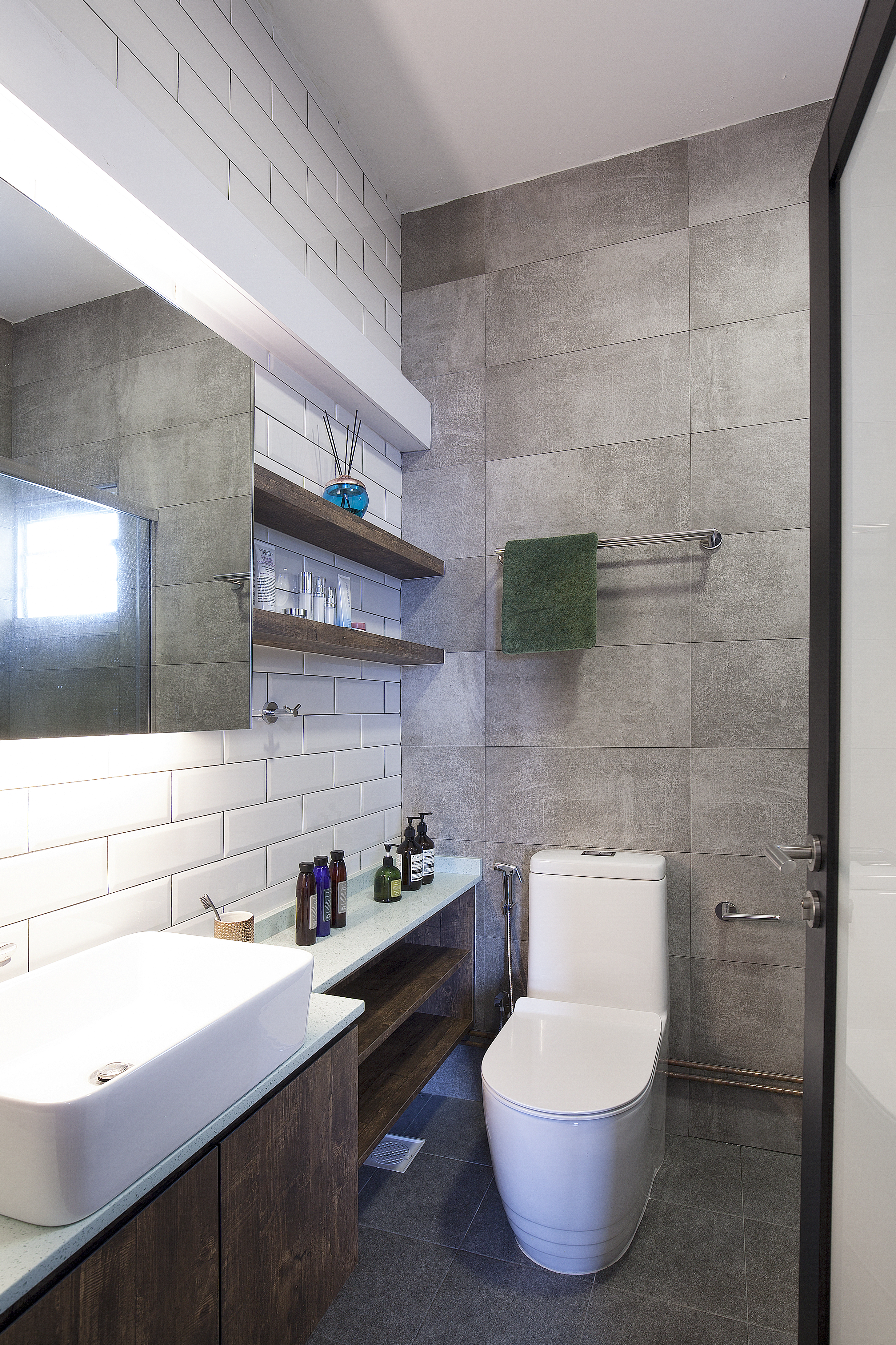 Scandinavian Design - Bathroom - HDB 4 Room - Design by Renozone Interior Design House