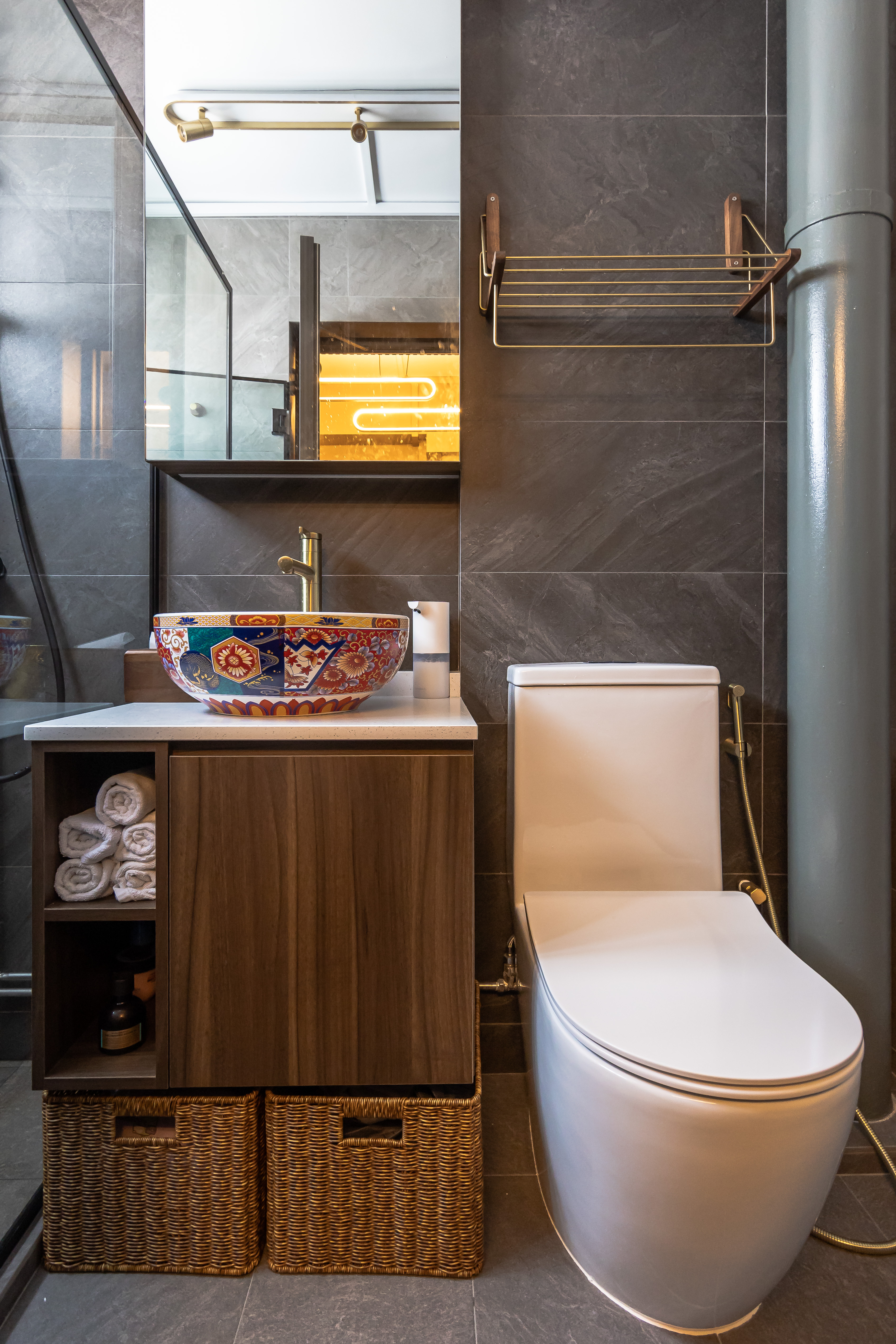 Contemporary, Eclectic Design - Bathroom - HDB 3 Room - Design by Renozone Interior Design House