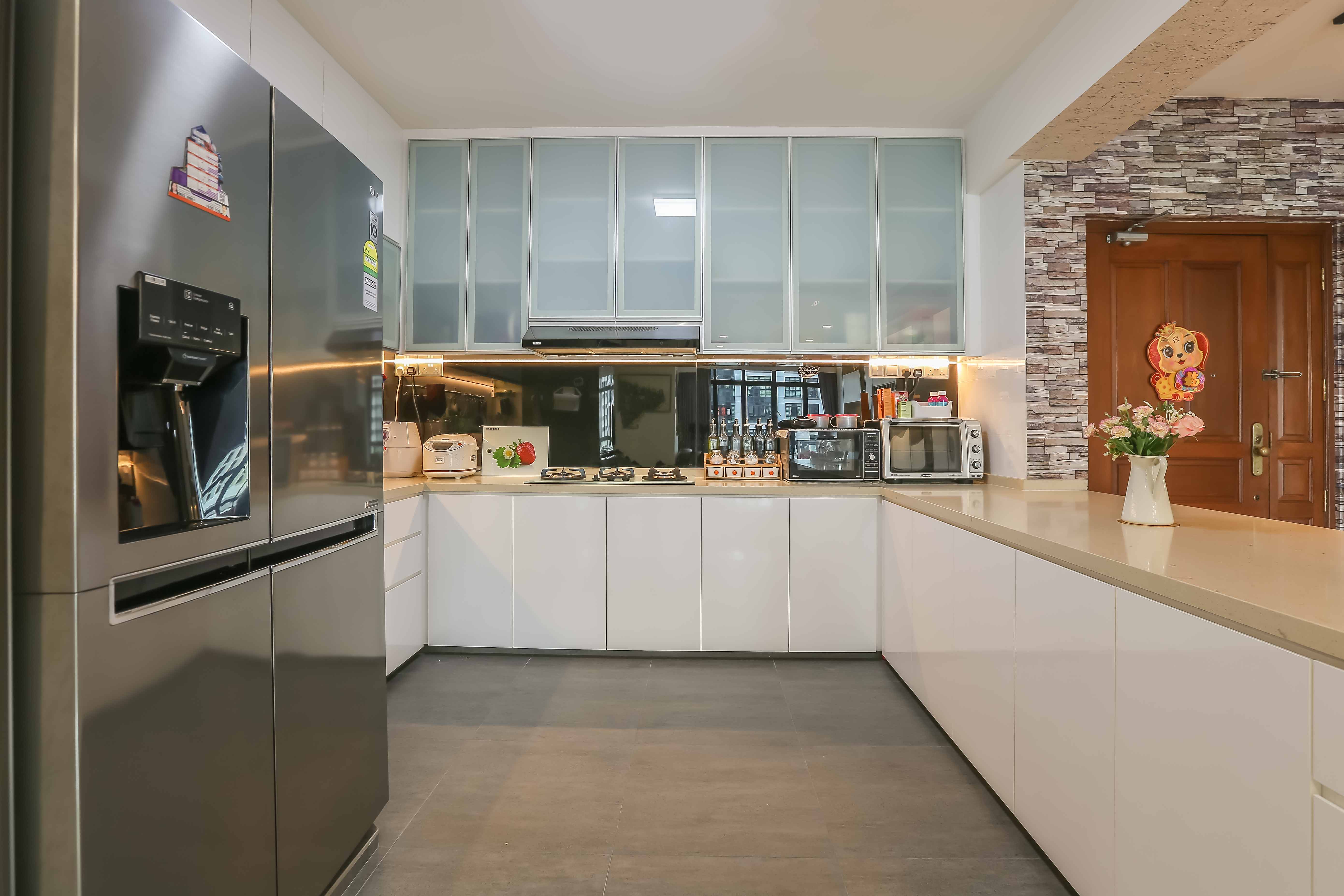Modern Design - Kitchen - Condominium - Design by Renozone Interior Design House