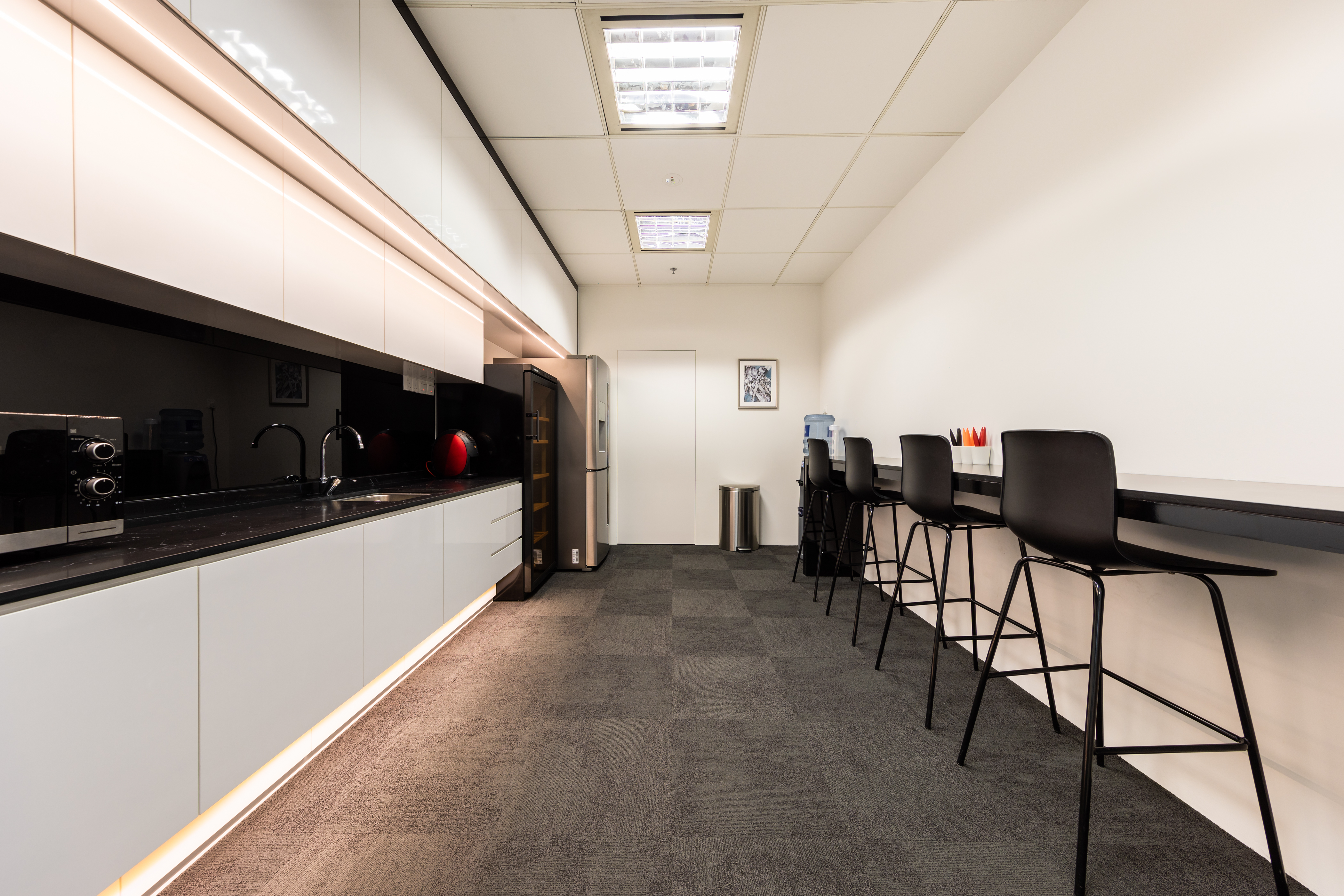 Modern Design - Commercial - Office - Design by Renozone Interior Design House