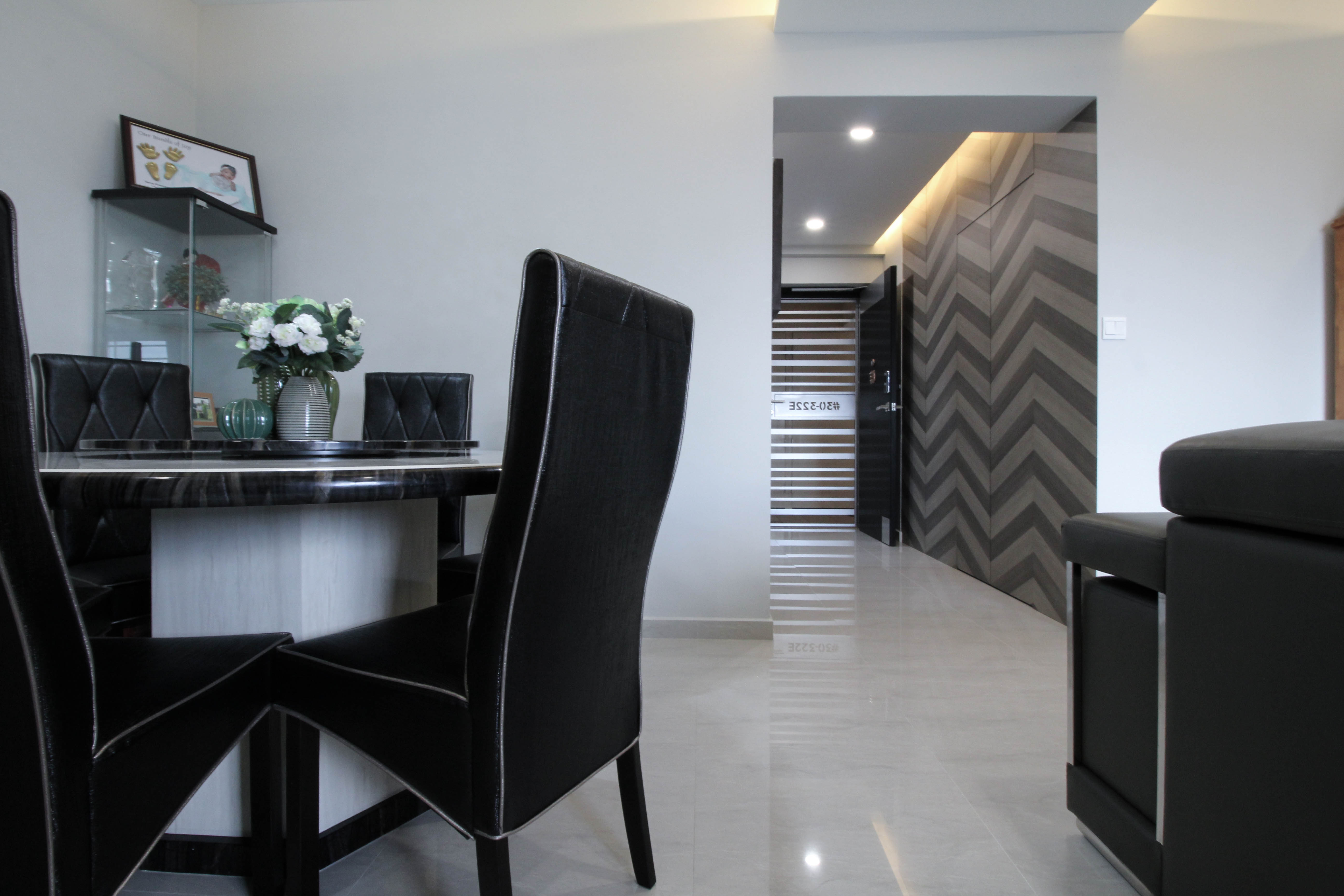 Contemporary, Minimalist, Modern Design - Dining Room - HDB 4 Room - Design by Sense & Semblance Pte Ltd