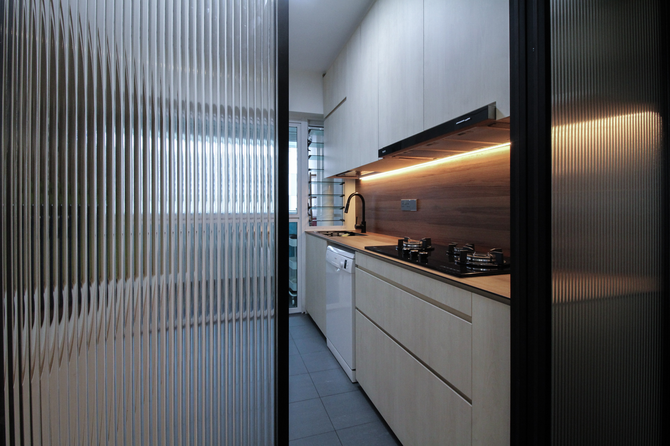 Contemporary, Minimalist, Scandinavian Design - Kitchen - HDB 5 Room - Design by Sense & Semblance Pte Ltd