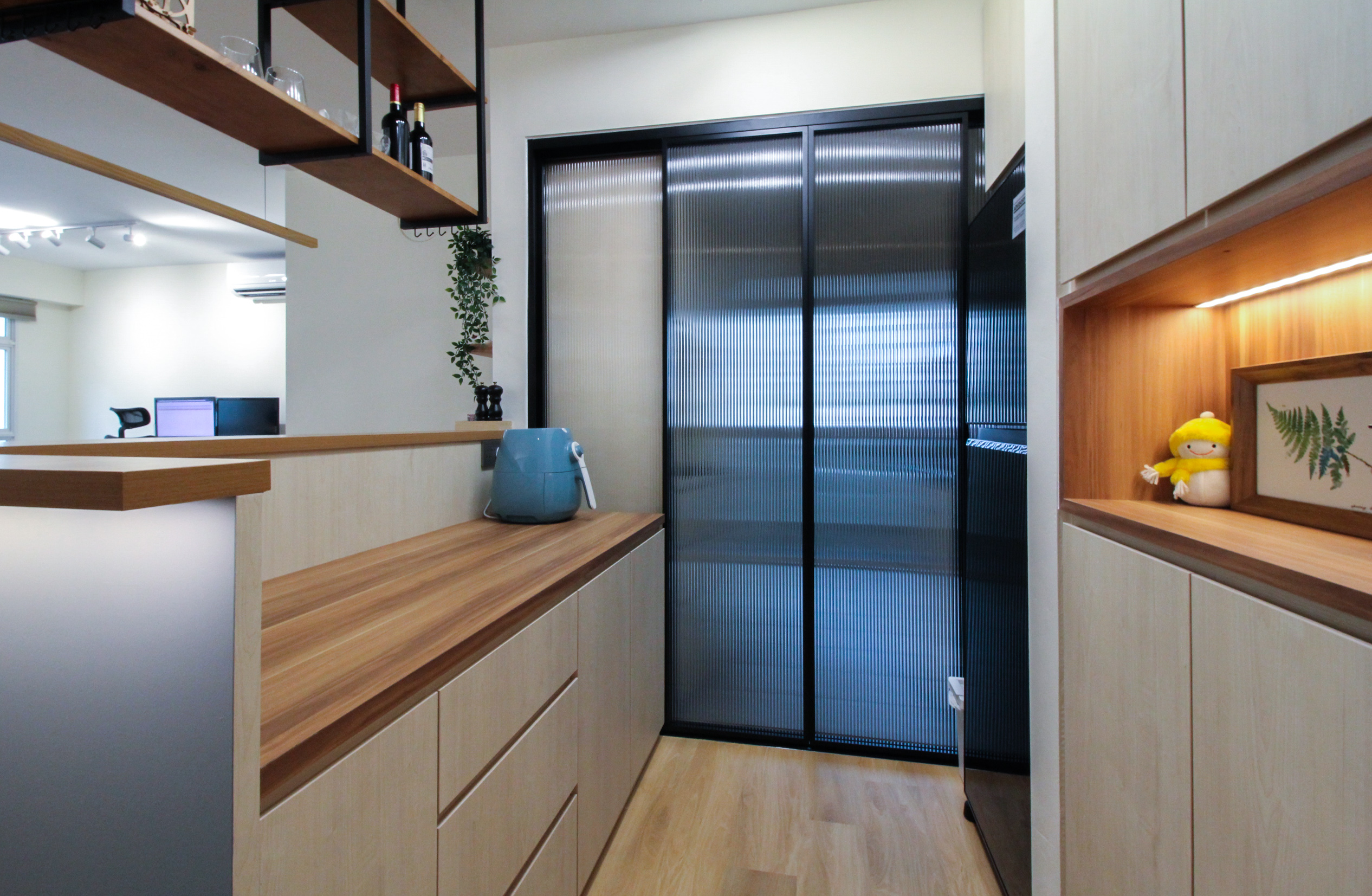 Contemporary, Minimalist, Scandinavian Design - Kitchen - HDB 5 Room - Design by Sense & Semblance Pte Ltd