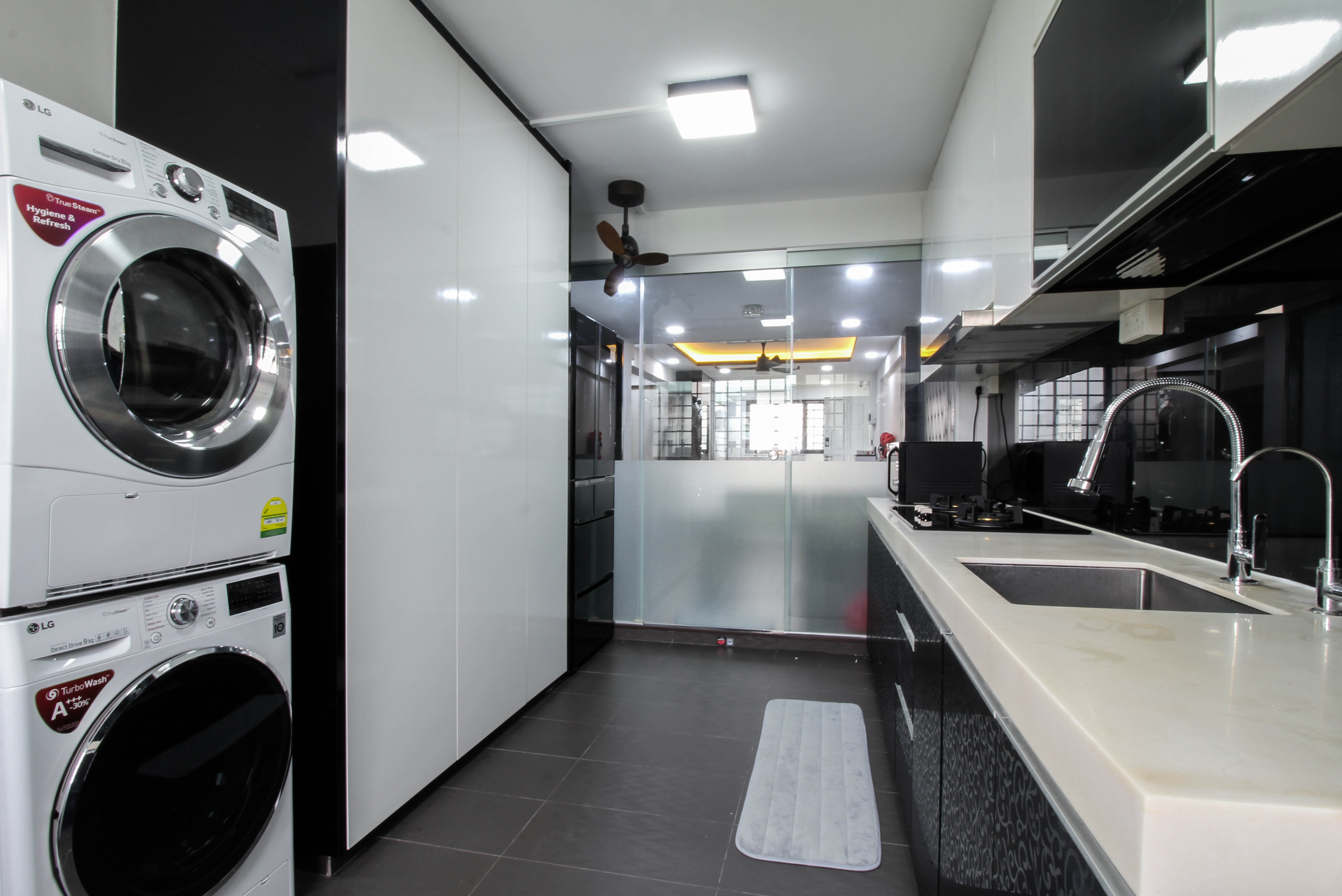 Contemporary, Modern Design - Kitchen - HDB 4 Room - Design by Sense & Semblance Pte Ltd