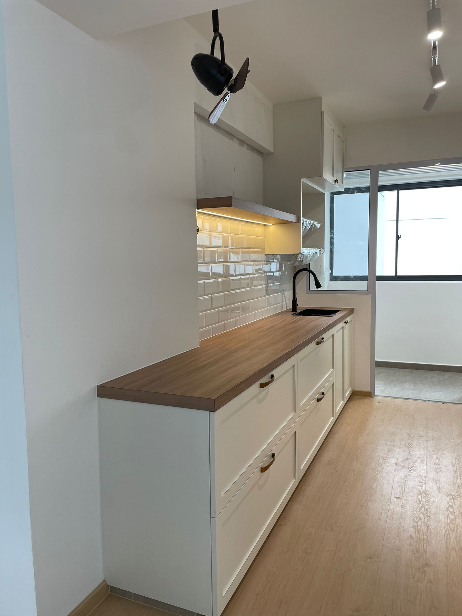 Country Design - Kitchen - HDB 4 Room - Design by Six Dimension Design & Decor Pte Ltd