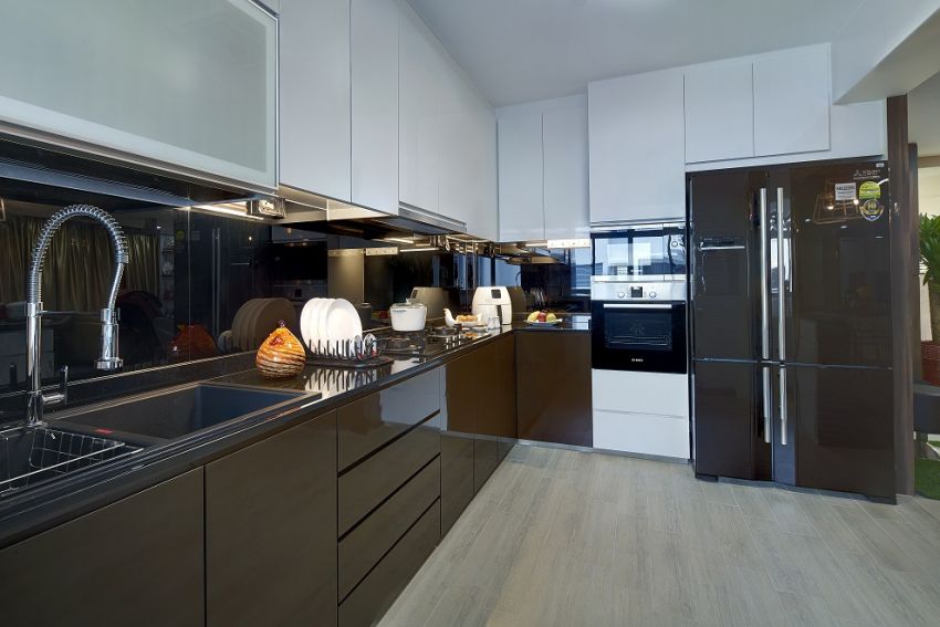 Contemporary, Modern Design - Kitchen - HDB 5 Room - Design by Six Dimension Design & Decor Pte Ltd