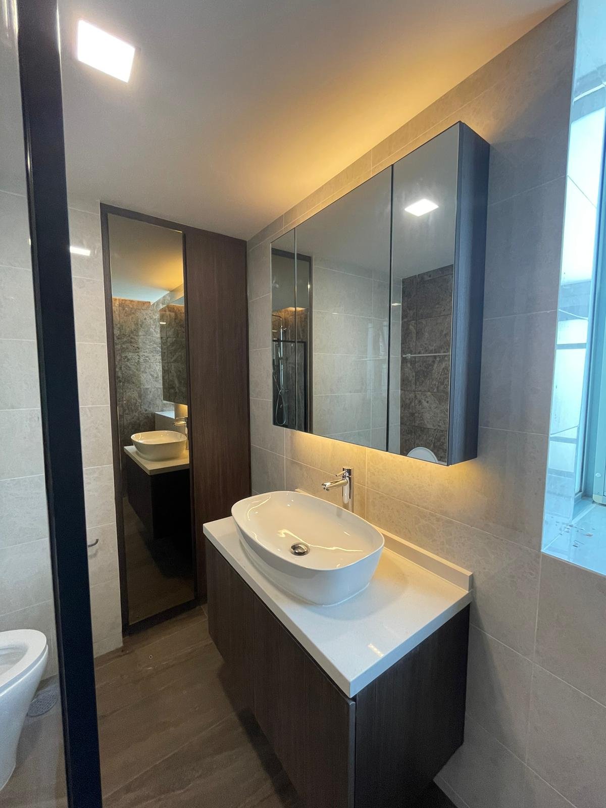 Modern Design - Bathroom - Condominium - Design by Six Dimension Design & Decor Pte Ltd