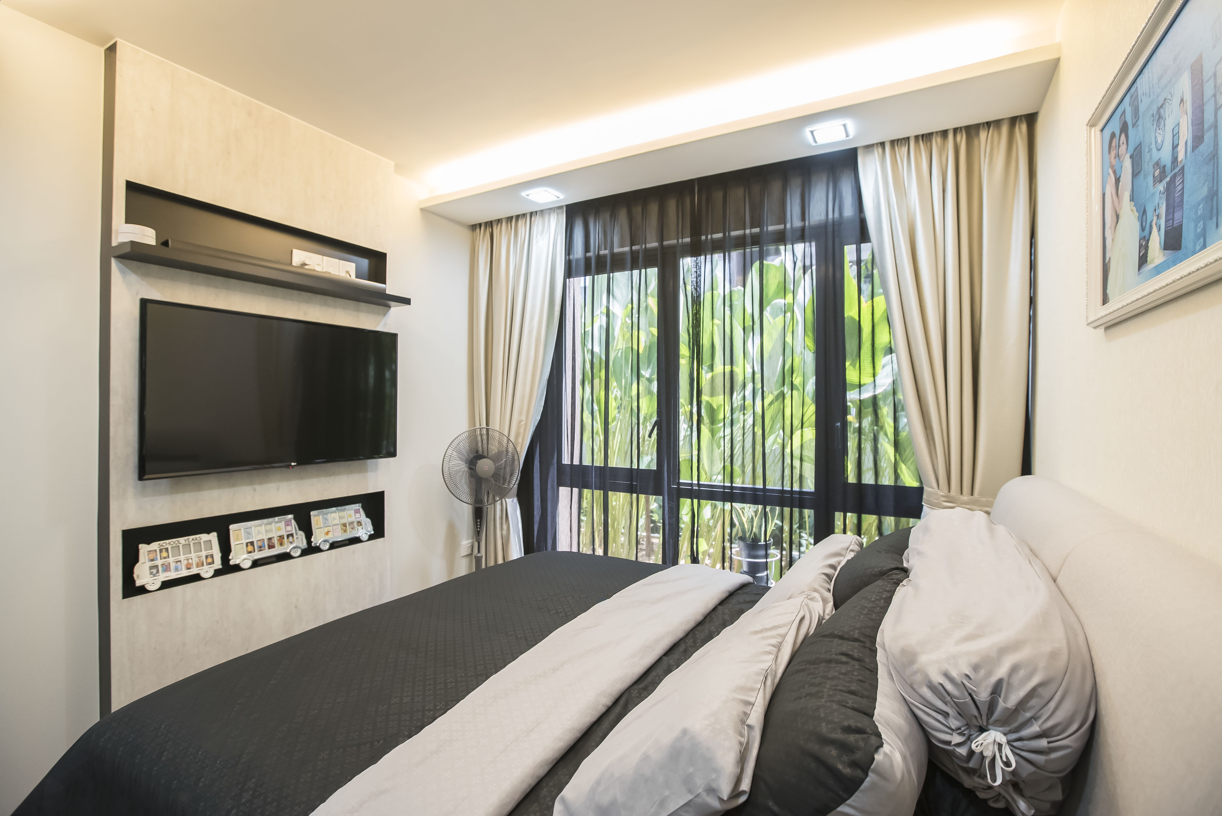 Modern Design - Bedroom - Condominium - Design by Sky Creation