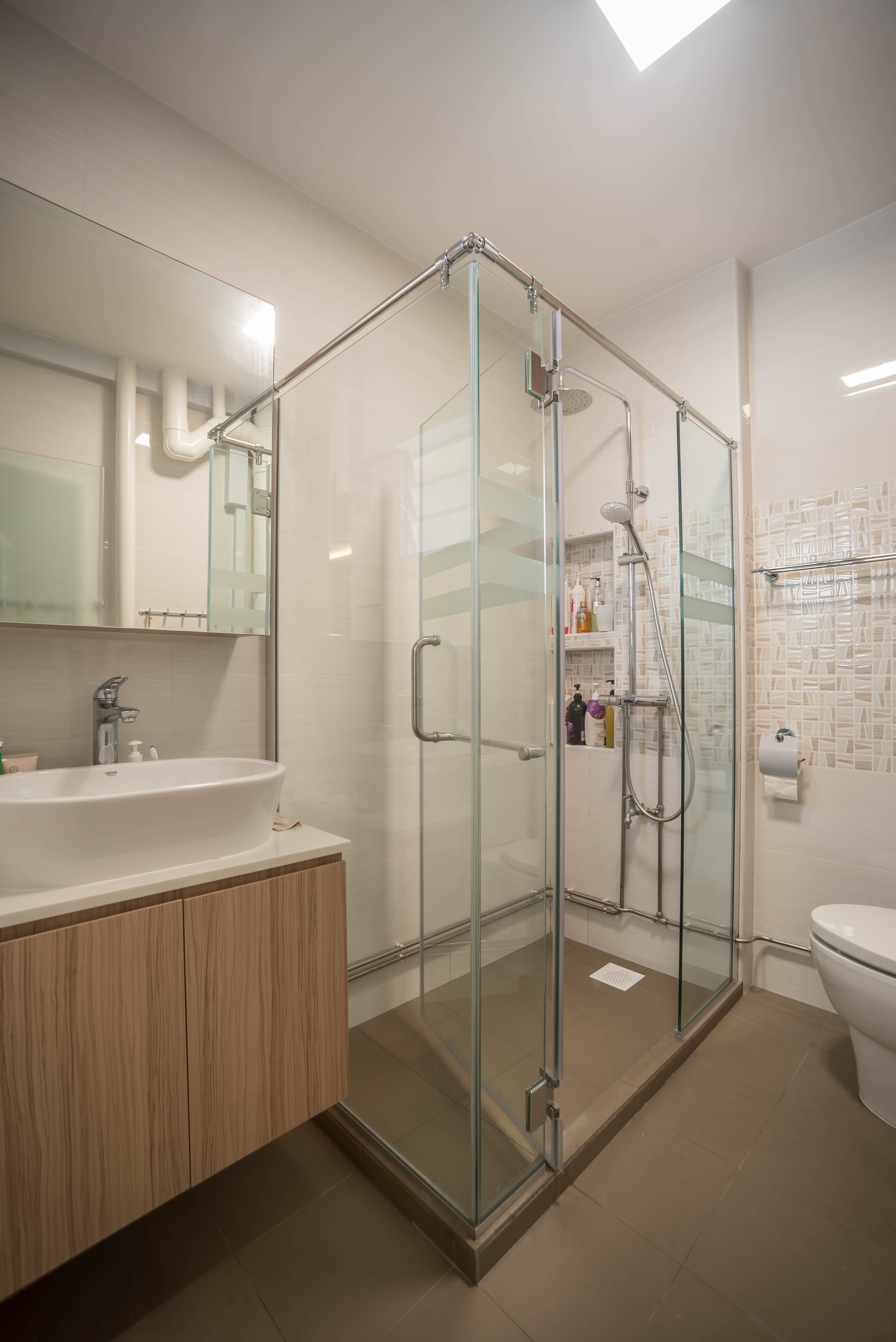 Modern Design - Bathroom - HDB Executive Apartment - Design by Sky Creation