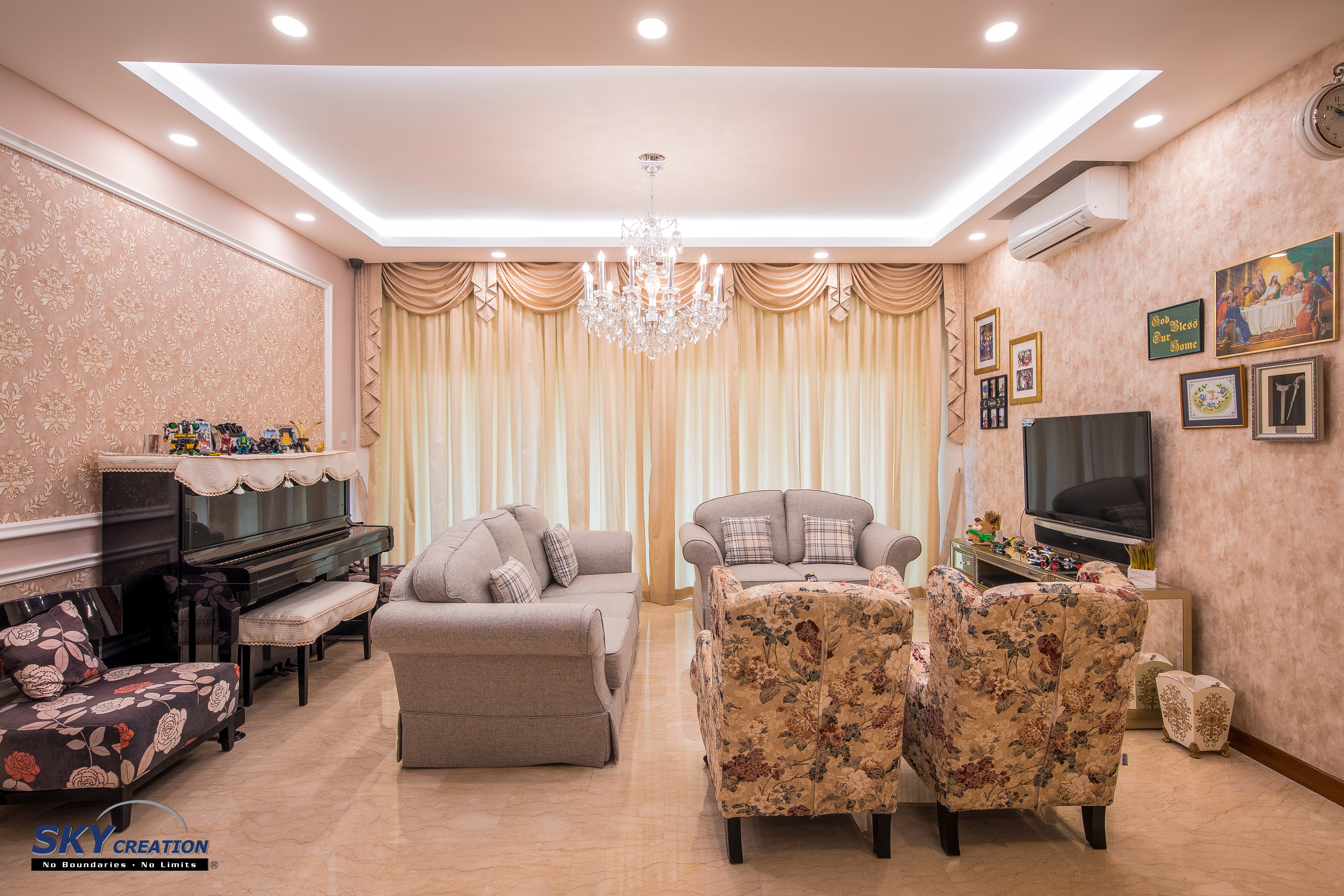 Victorian Design - Living Room - Condominium - Design by Sky Creation