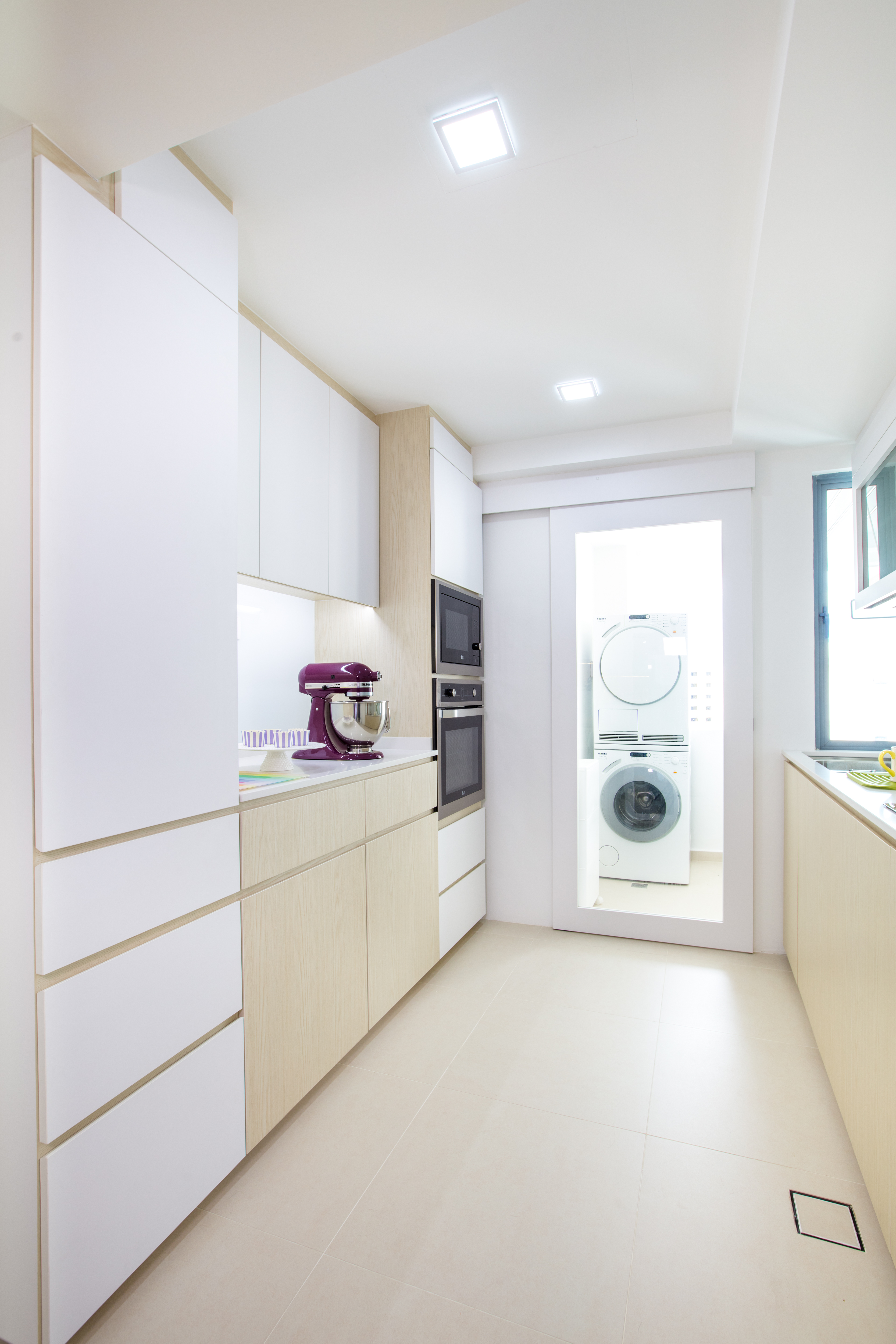 Minimalist Design - Kitchen - Condominium - Design by Sky Creation