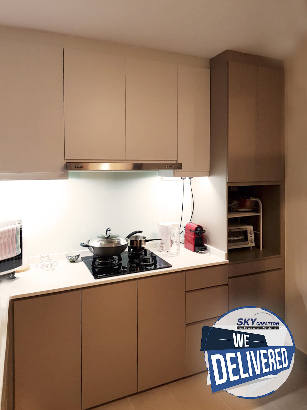 Modern Design - Kitchen - Condominium - Design by Sky Creation