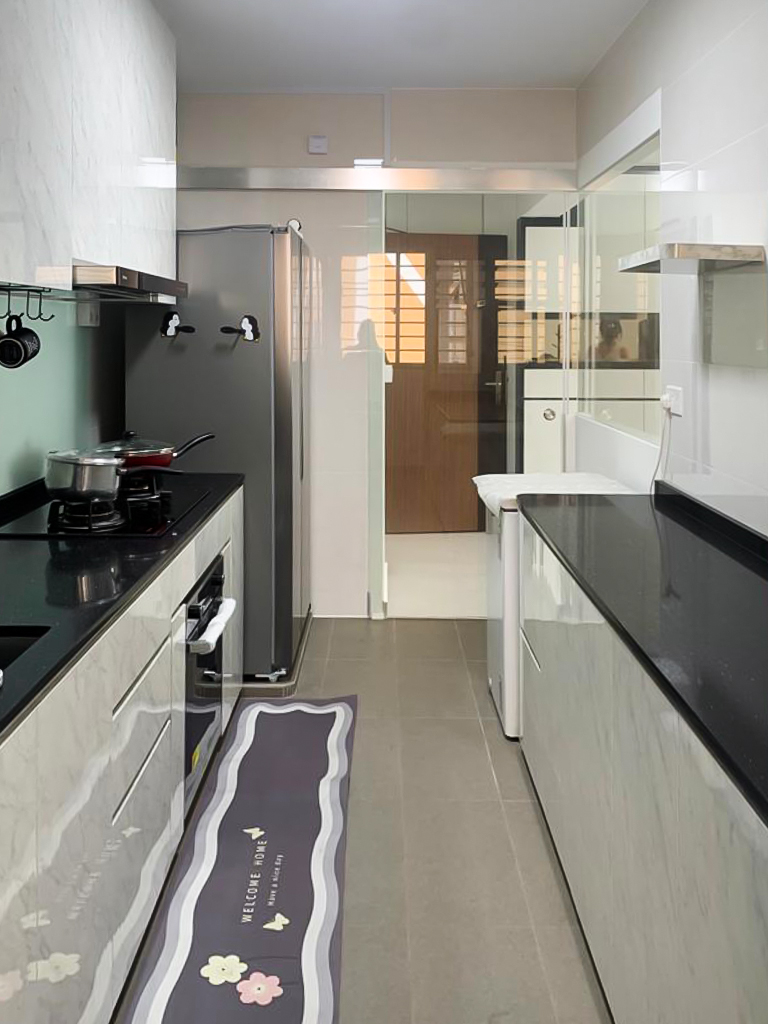 Scandinavian Design - Kitchen - HDB 4 Room - Design by Sky Creation