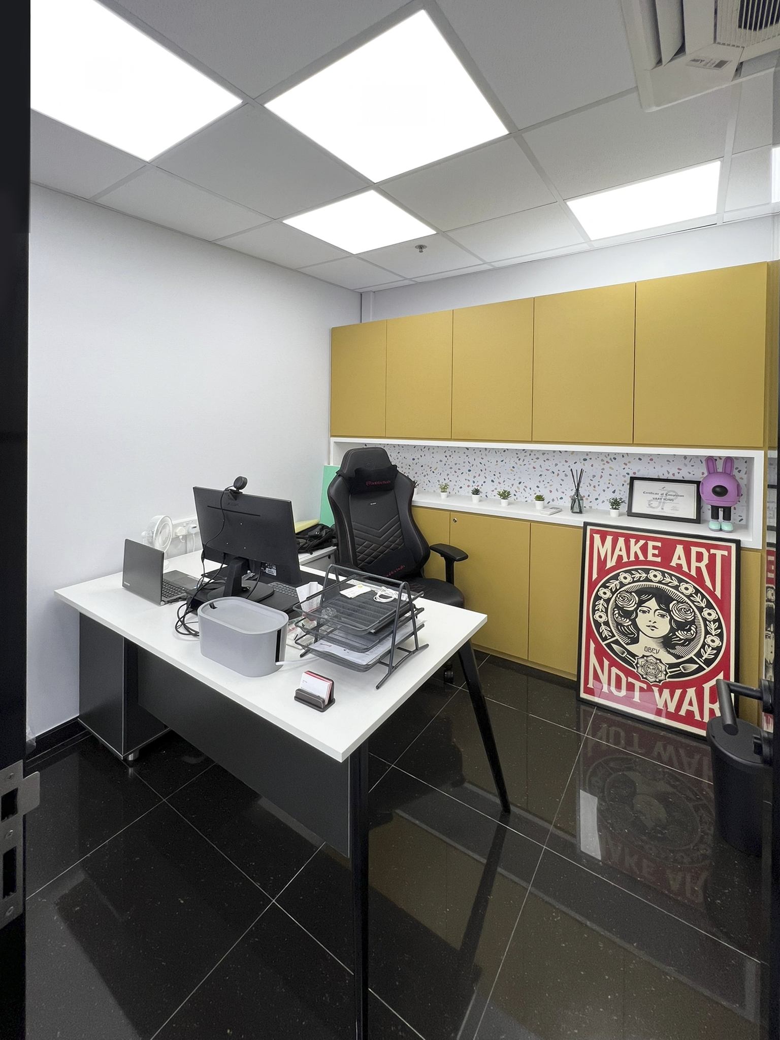 Modern Design - Commercial - Office - Design by Sky Creation