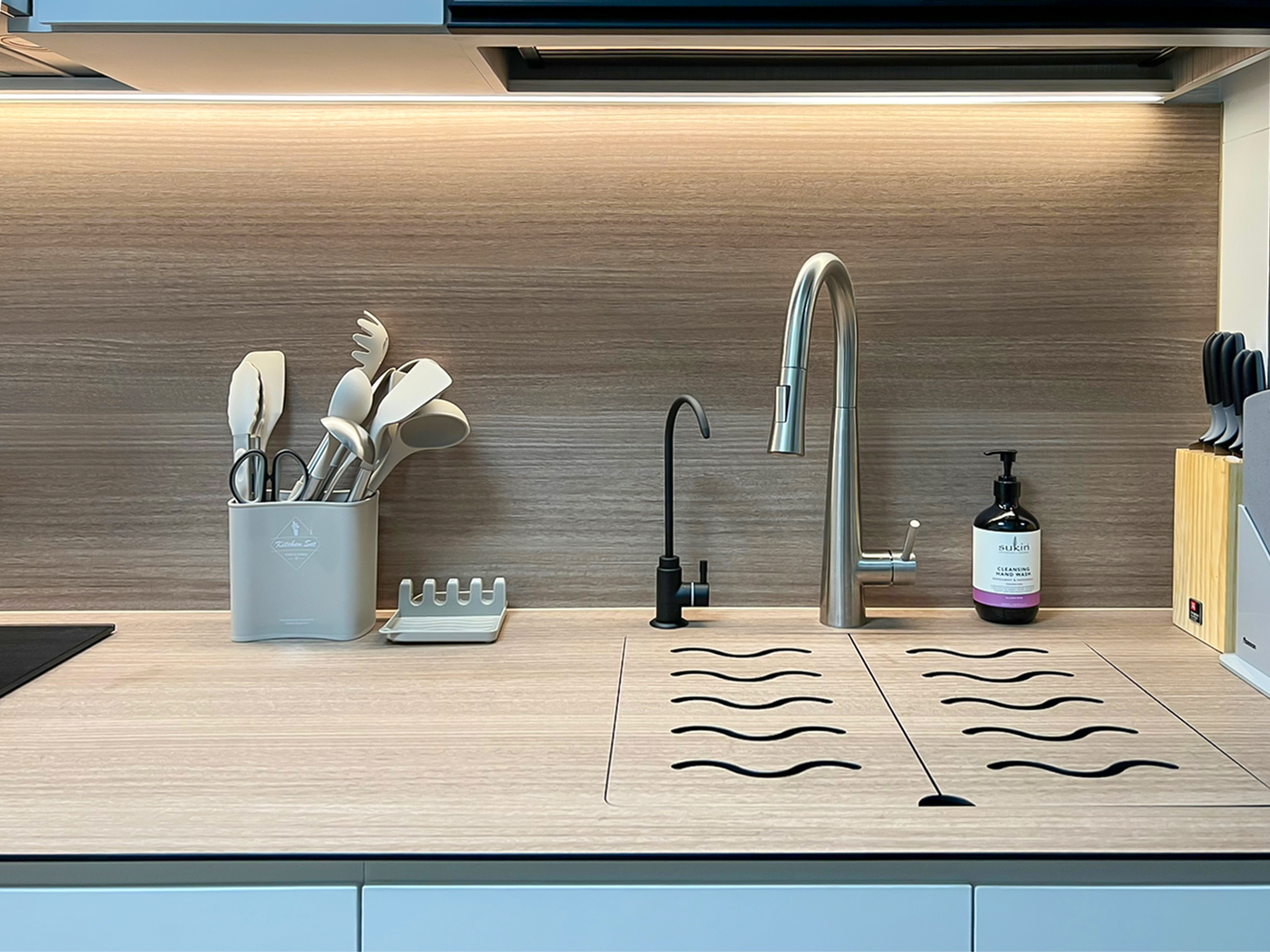 Scandinavian Design - Kitchen - HDB 3 Room - Design by Sky Creation