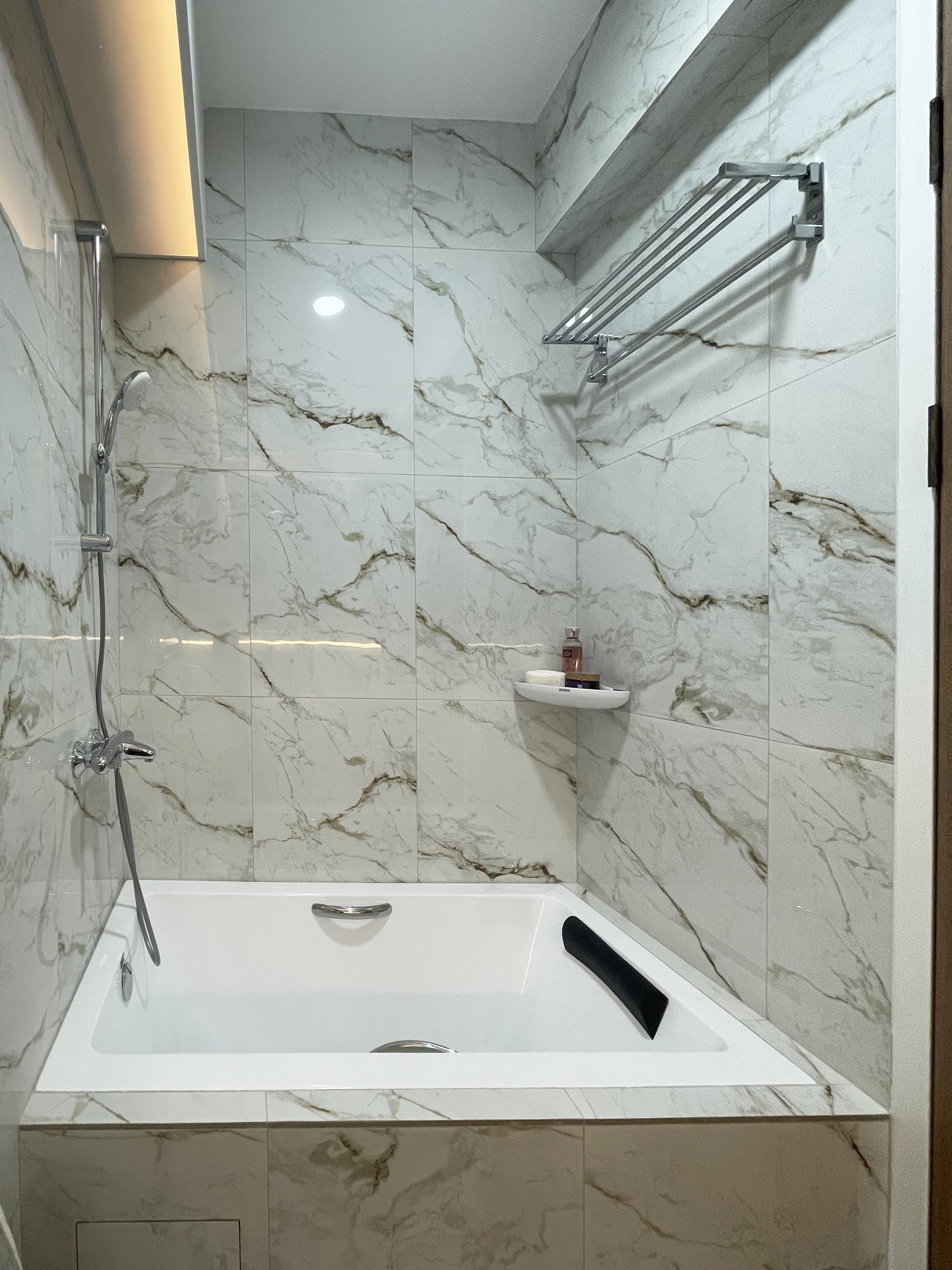 Scandinavian Design - Bathroom - HDB 4 Room - Design by Sky Creation