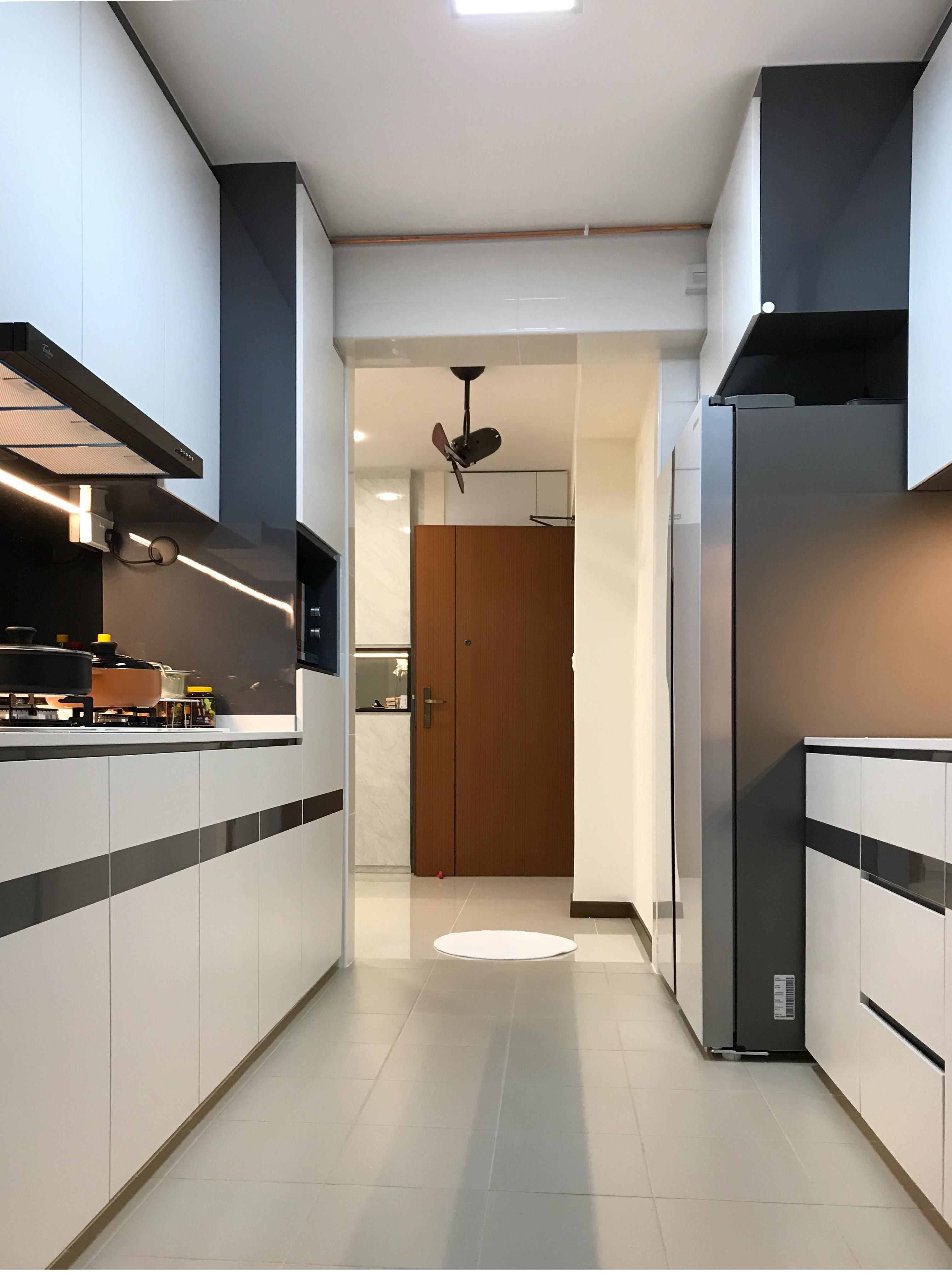 Minimalist Design - Kitchen - HDB 4 Room - Design by Sky Creation