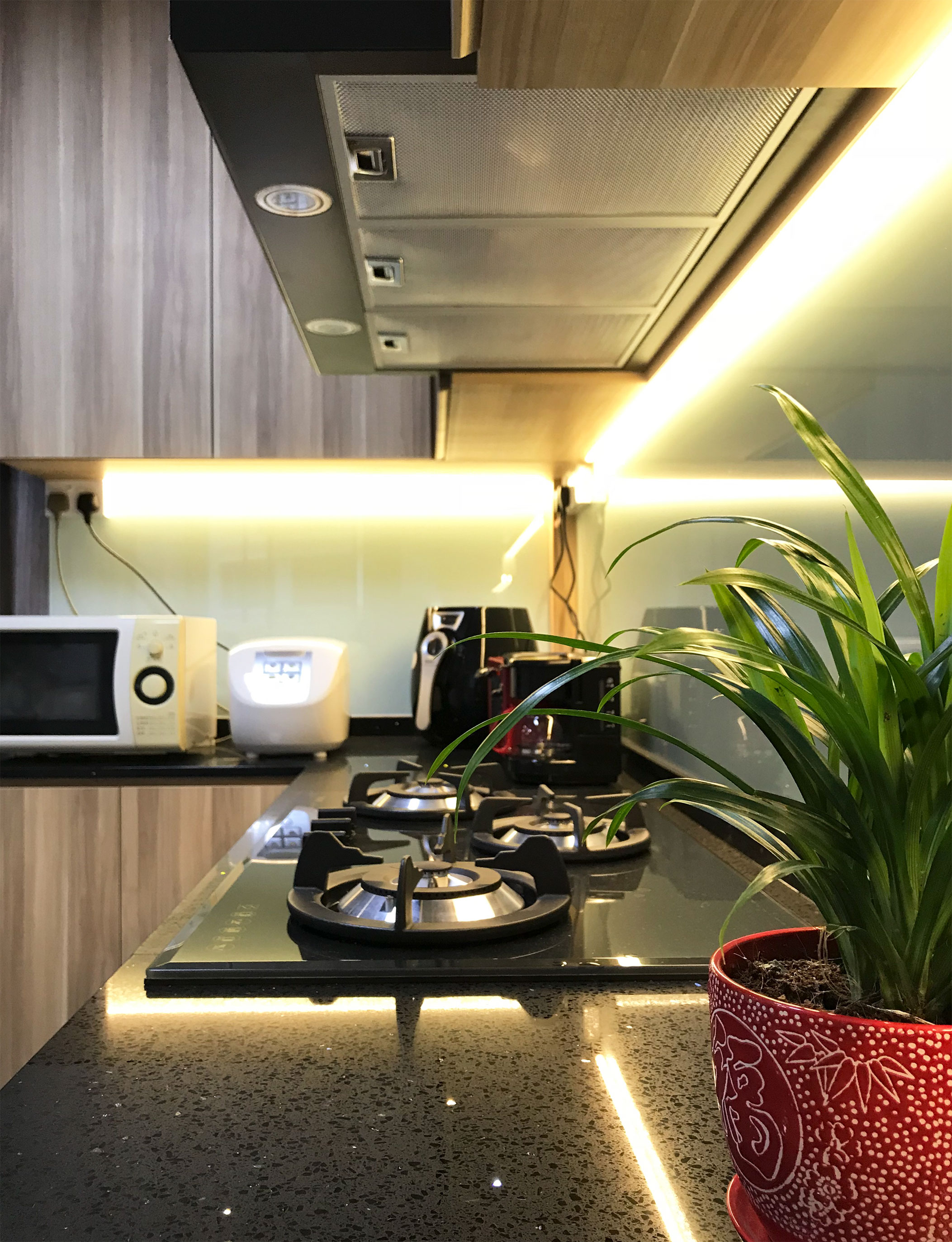 Minimalist Design - Kitchen - HDB 4 Room - Design by Sky Creation