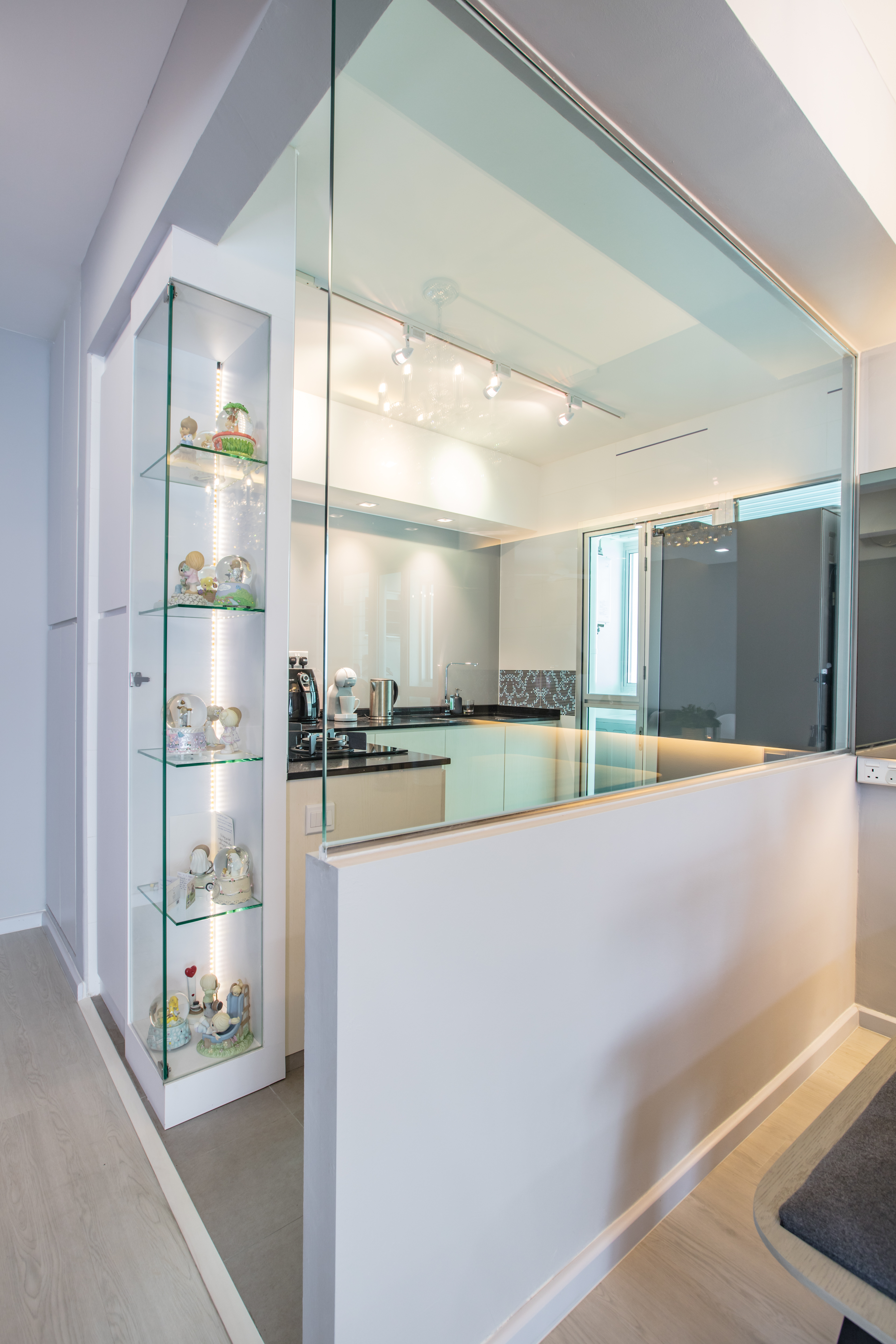 Minimalist Design - Kitchen - HDB 4 Room - Design by Sky Creation