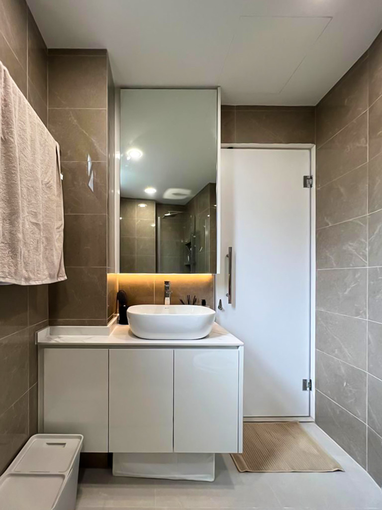 Modern Design - Bathroom - Condominium - Design by Sky Creation