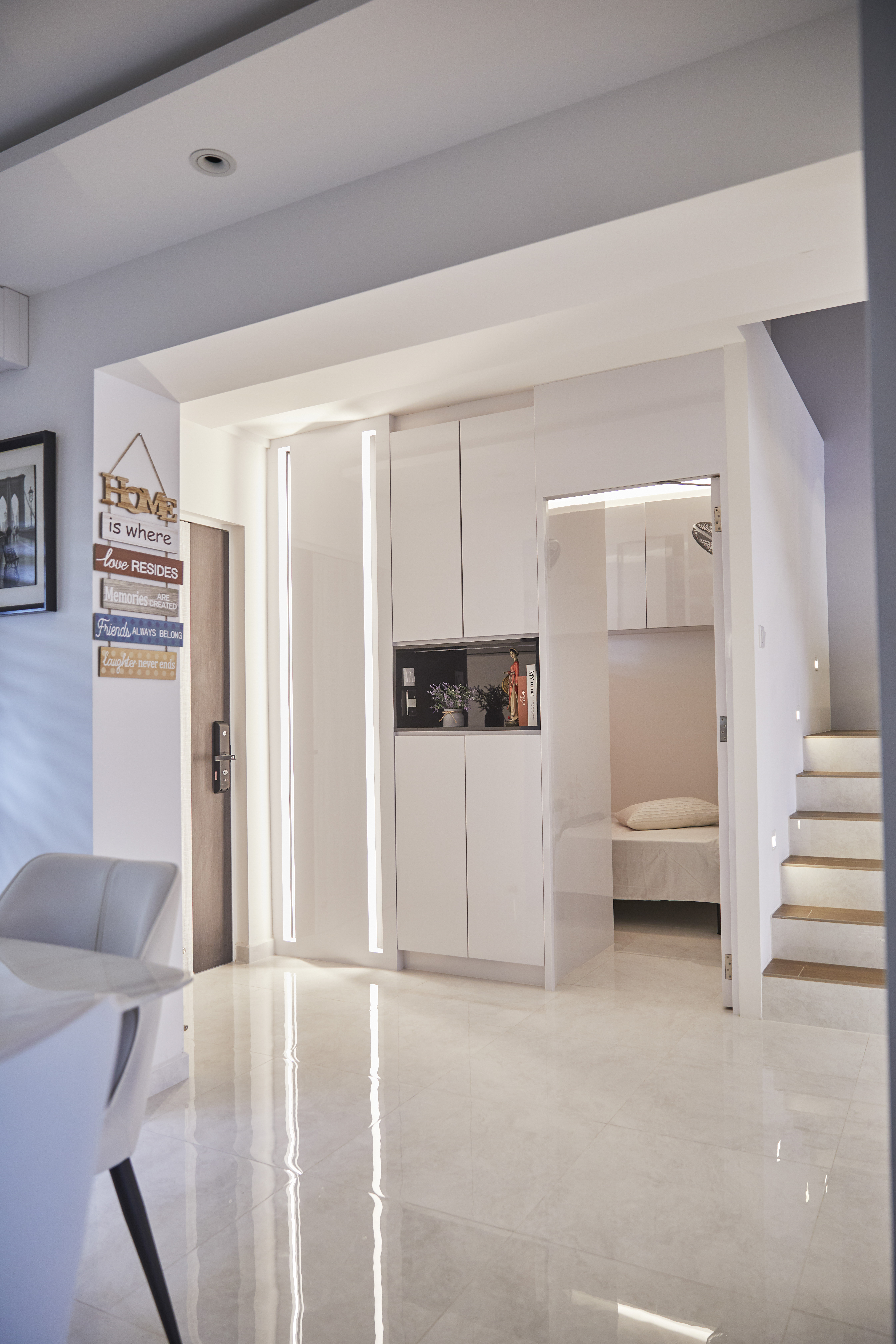 Modern Design - Living Room - HDB Executive Apartment - Design by Sky Creation