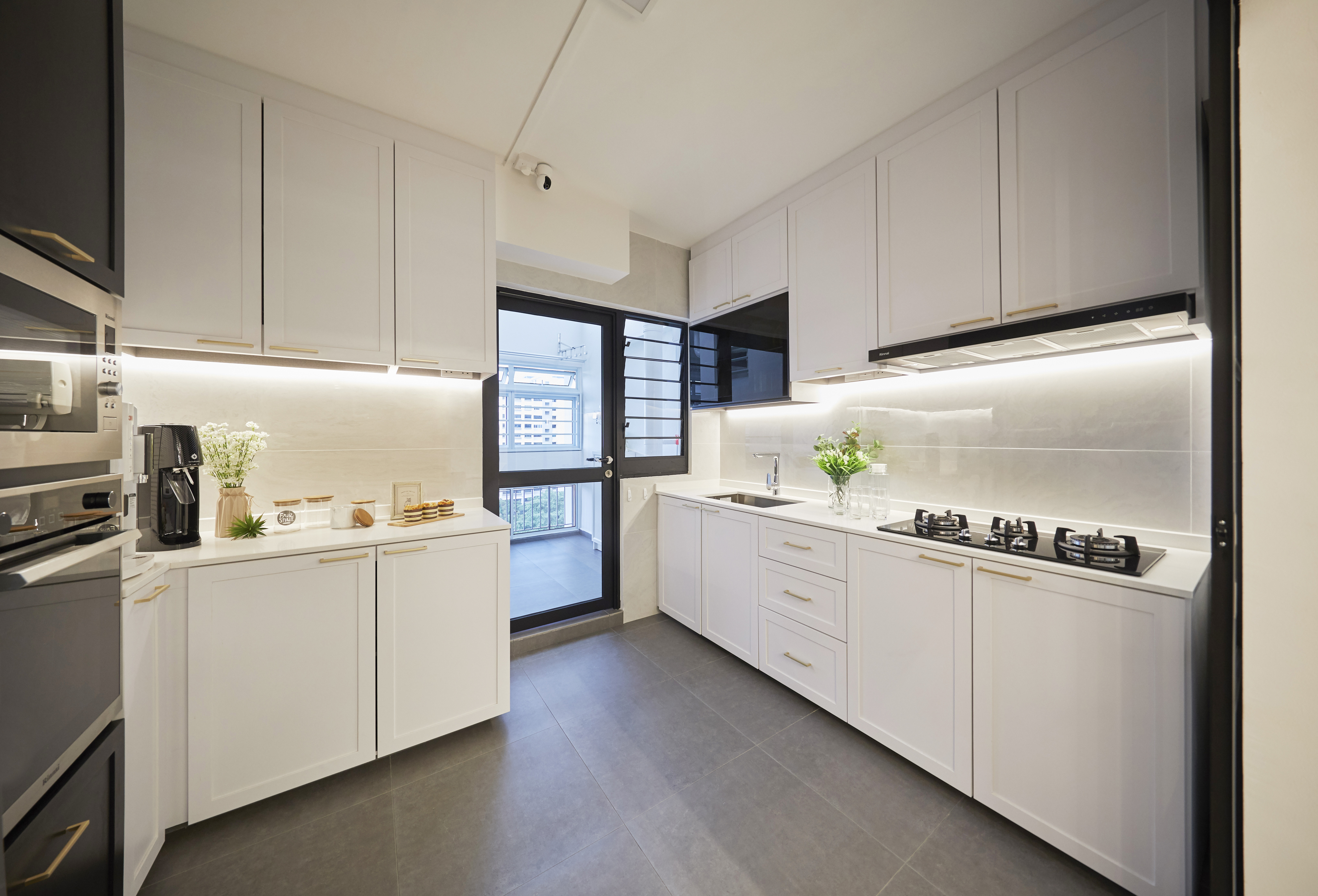 Modern Design - Kitchen - HDB Executive Apartment - Design by Sky Creation