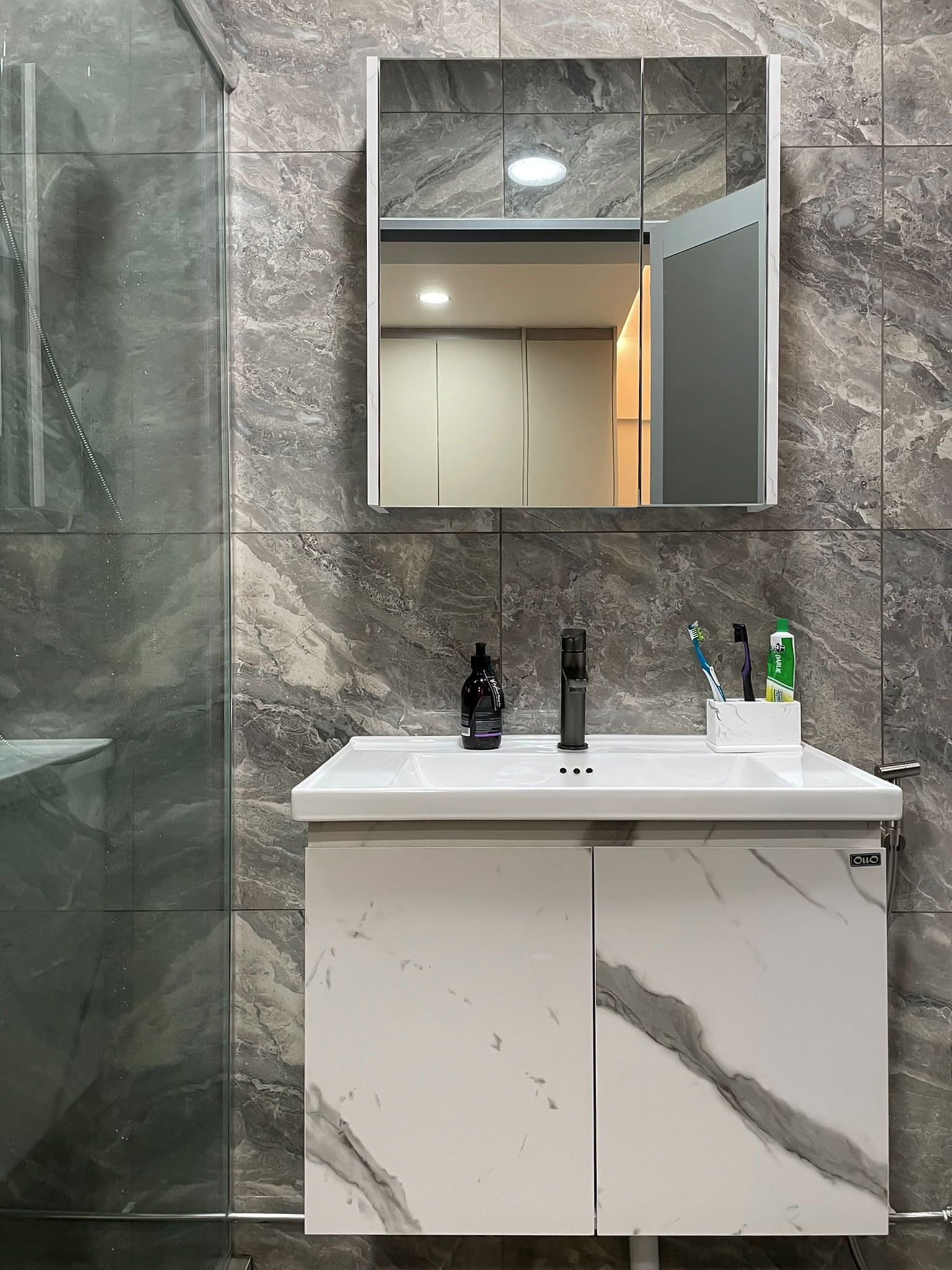 Scandinavian Design - Bathroom - HDB Executive Apartment - Design by Sky Creation