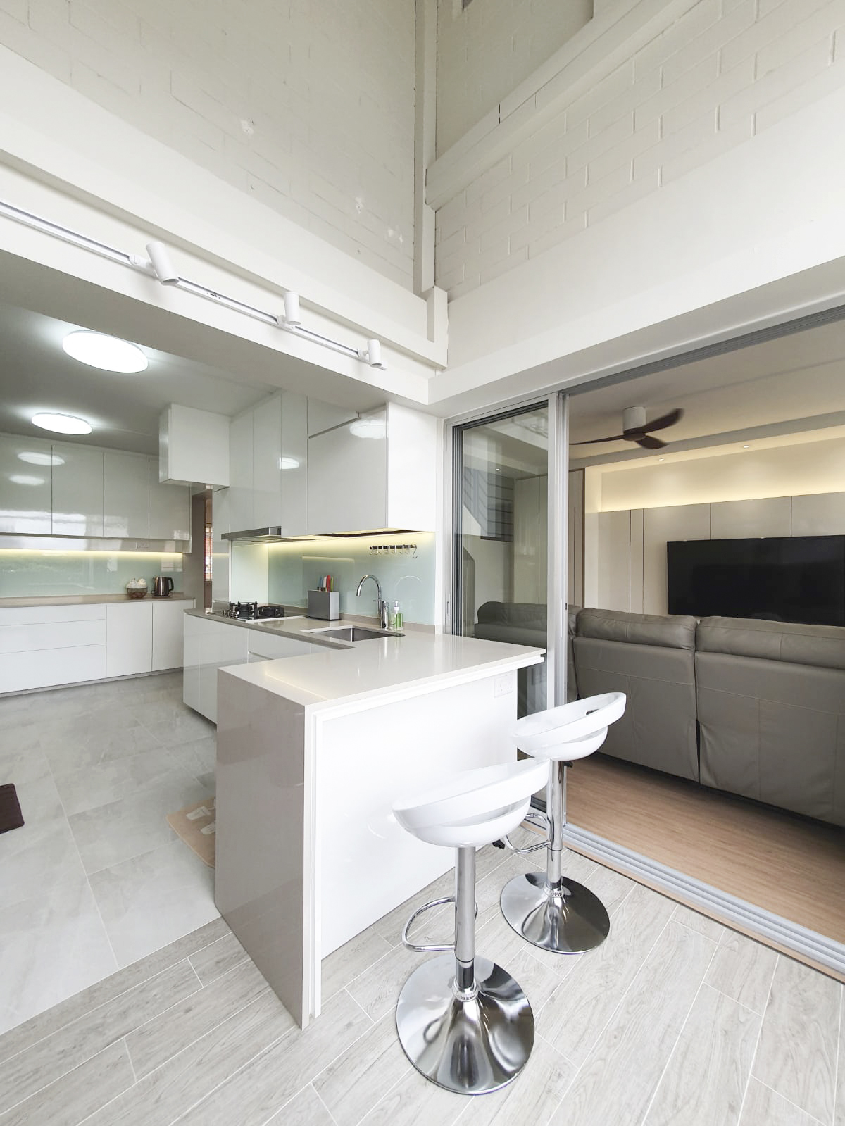 Modern Design - Kitchen - HDB Executive Apartment - Design by Sky Creation