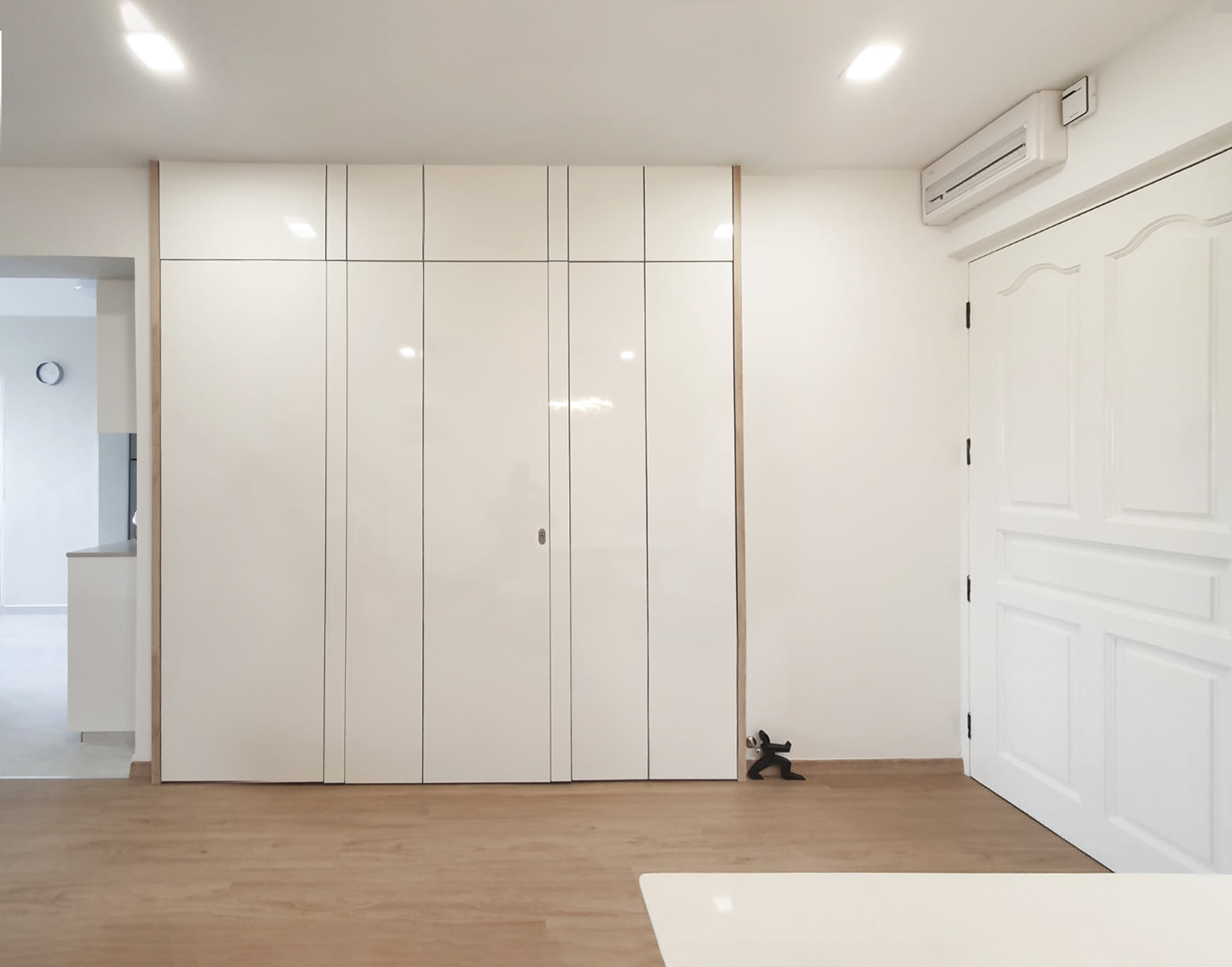 Modern Design - Dining Room - HDB Executive Apartment - Design by Sky Creation