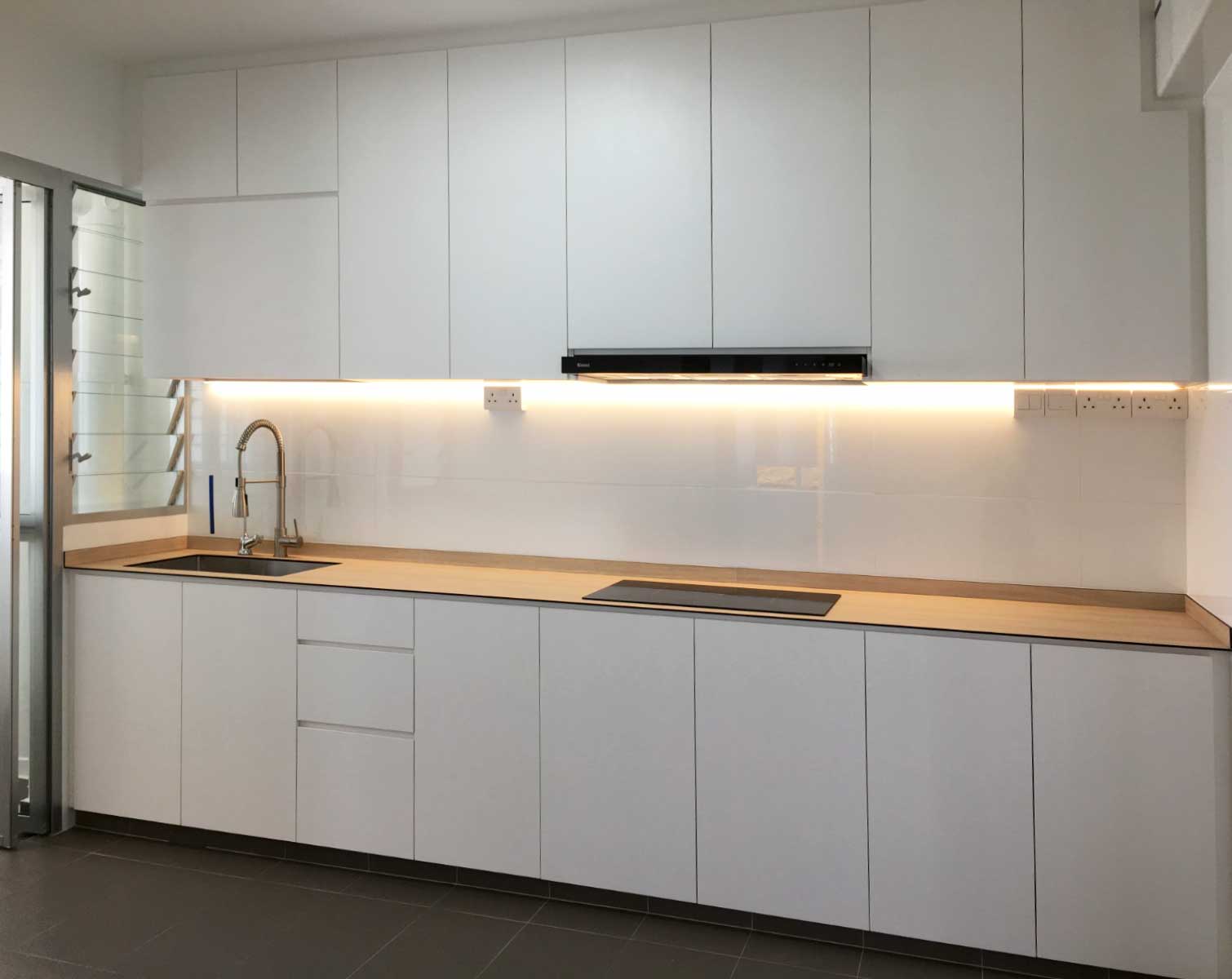 Minimalist Design - Kitchen - HDB 4 Room - Design by Sky Creation