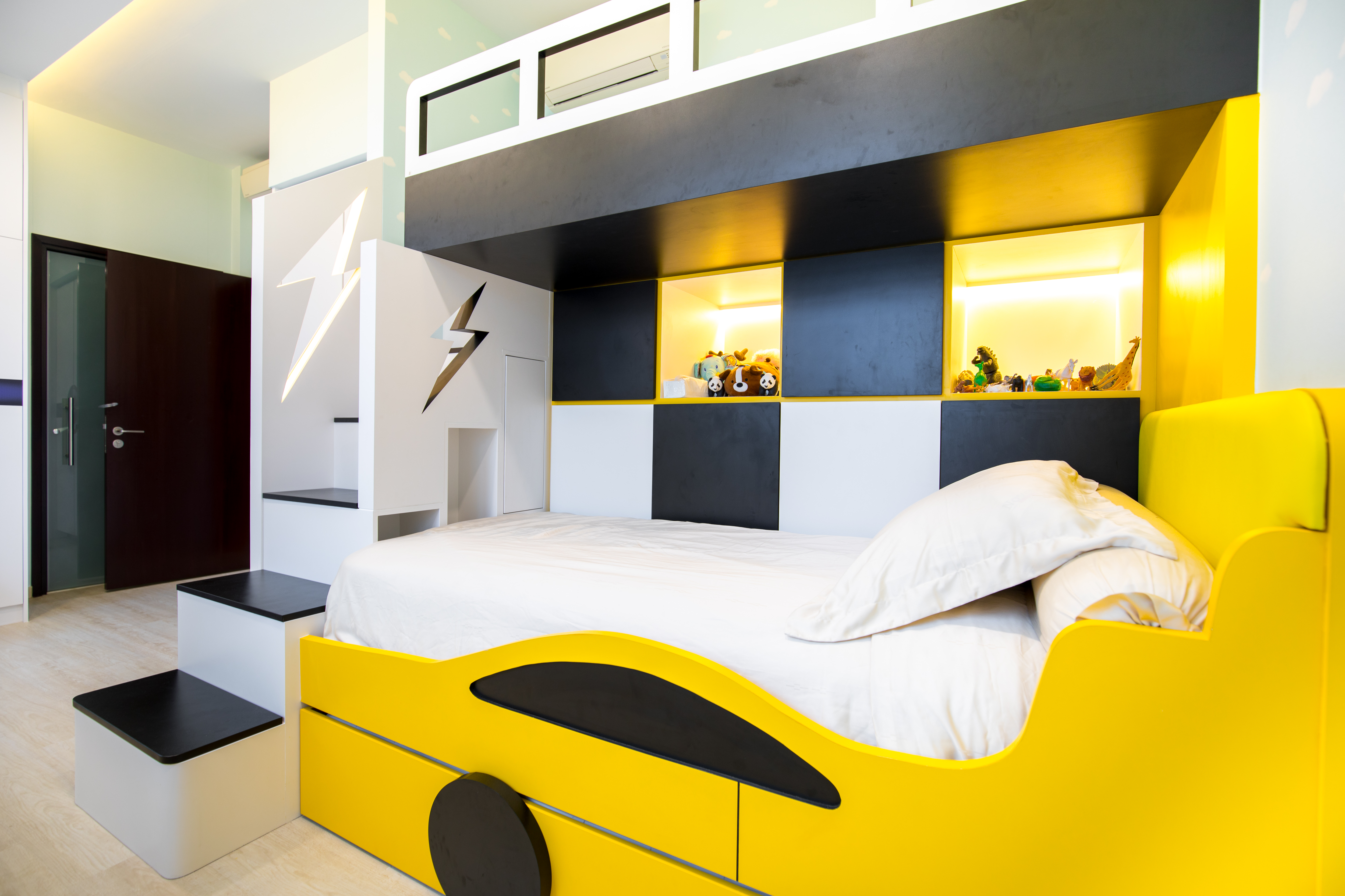 Modern Design - Bedroom - HDB Executive Apartment - Design by Sky Creation