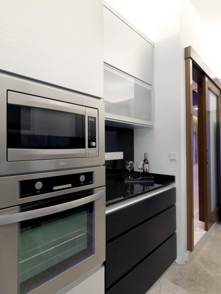 Contemporary, Modern Design - Kitchen - Landed House - Design by Space Vision Design Pte Ltd