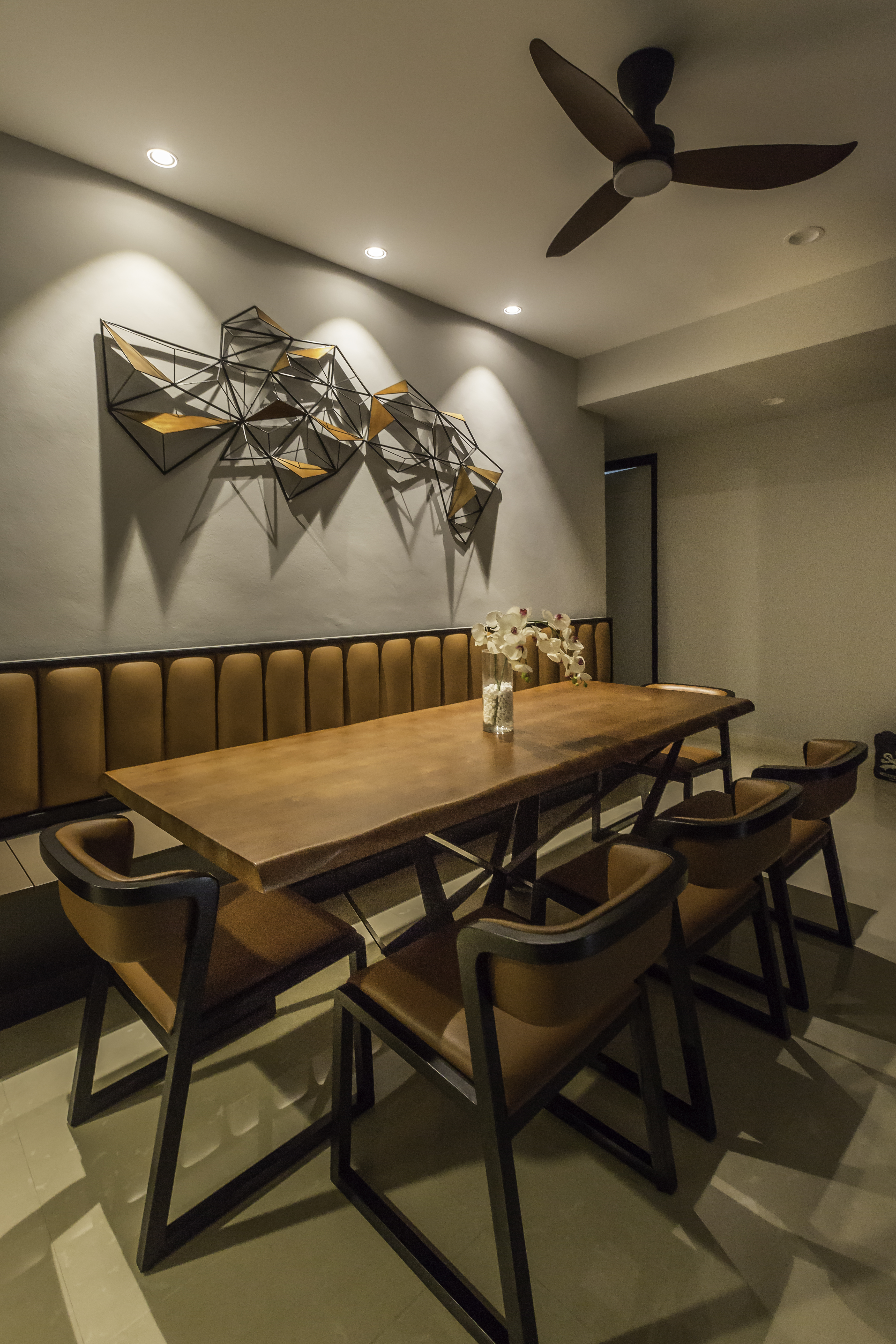 Modern Design - Dining Room - Condominium - Design by Spacious Planners Pte Ltd