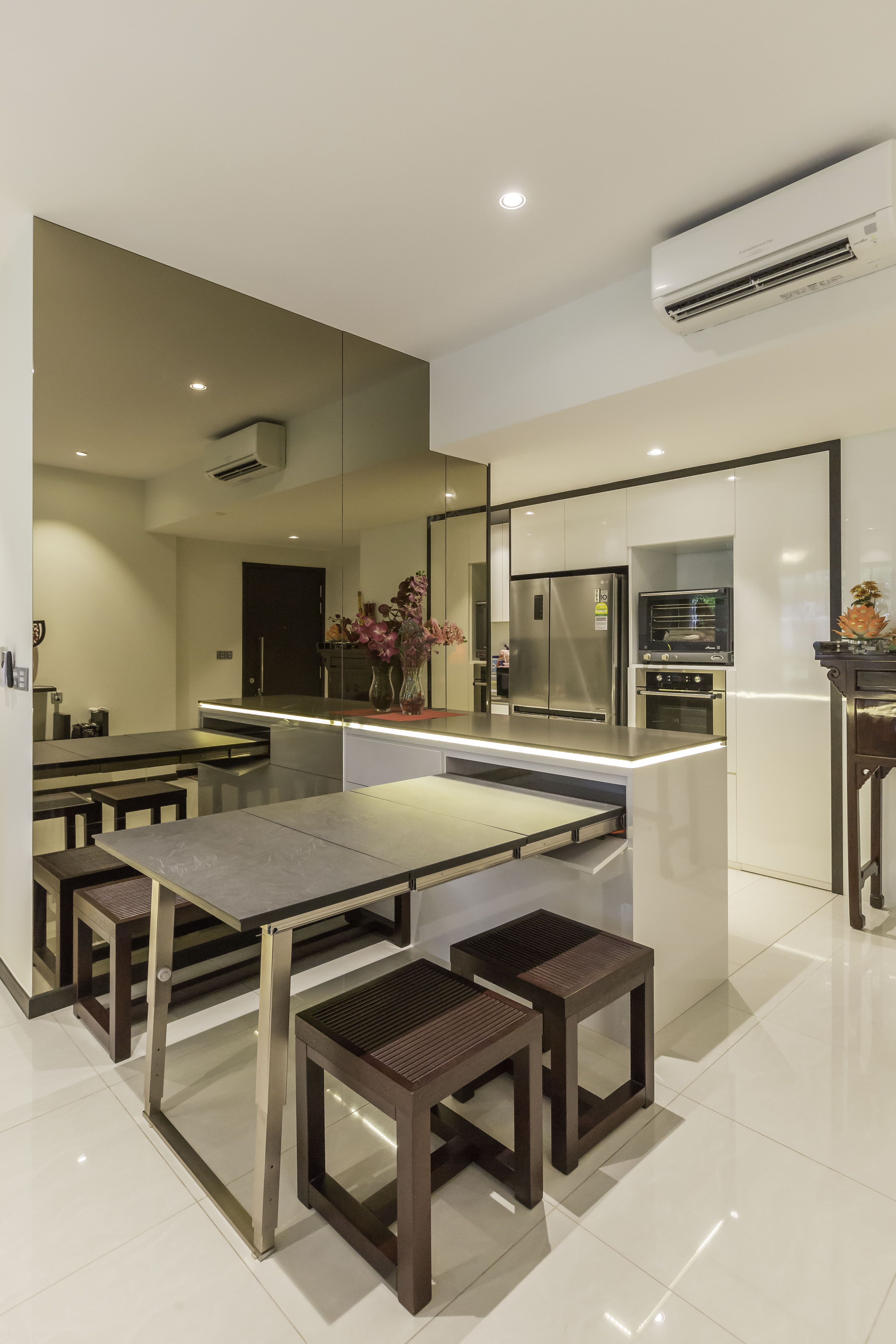 Modern Design - Entertainment Room - Condominium - Design by Spacious Planners Pte Ltd