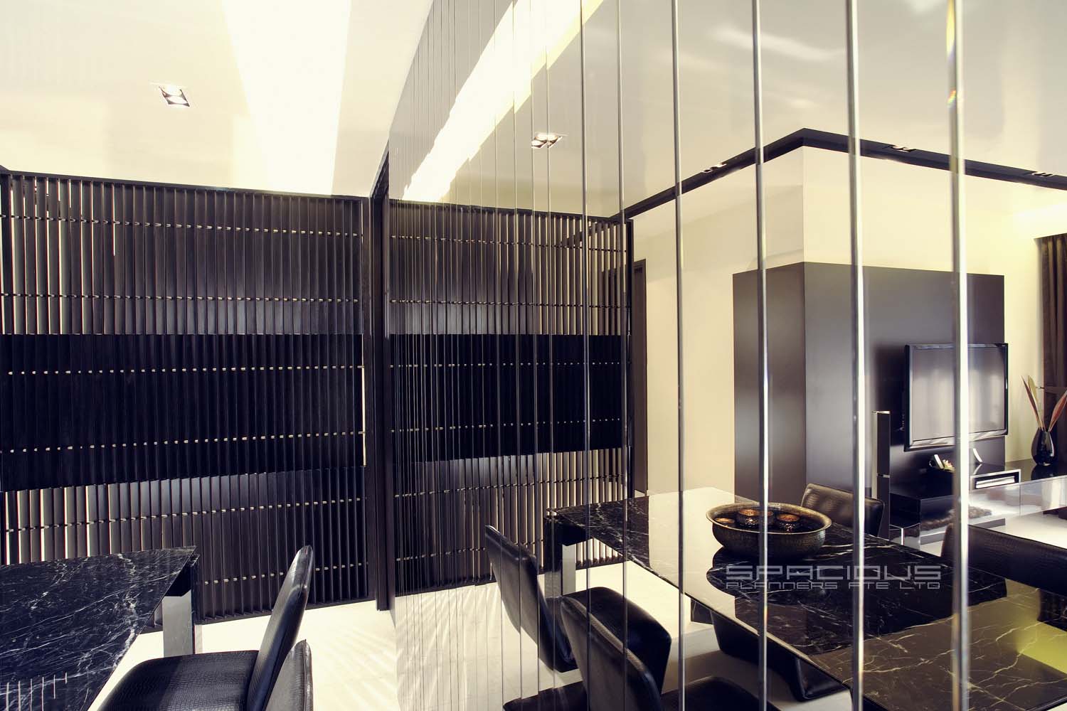 Contemporary, Modern Design - Dining Room - Condominium - Design by Spacious Planners Pte Ltd