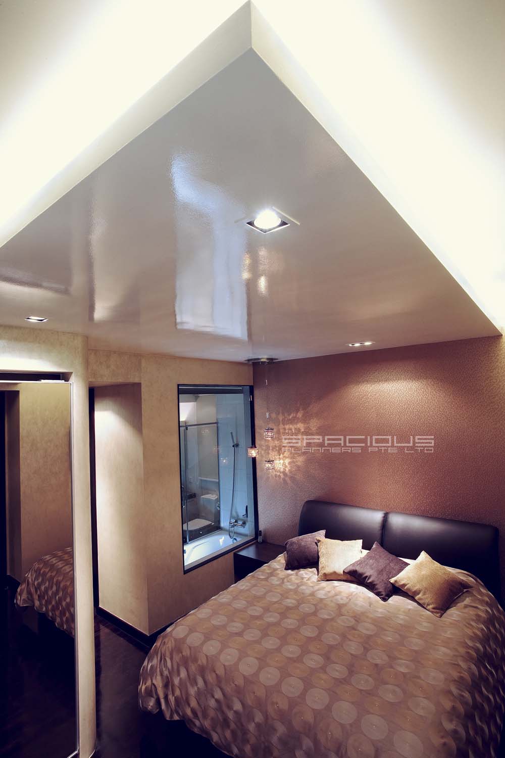 Contemporary, Modern Design - Bedroom - Condominium - Design by Spacious Planners Pte Ltd